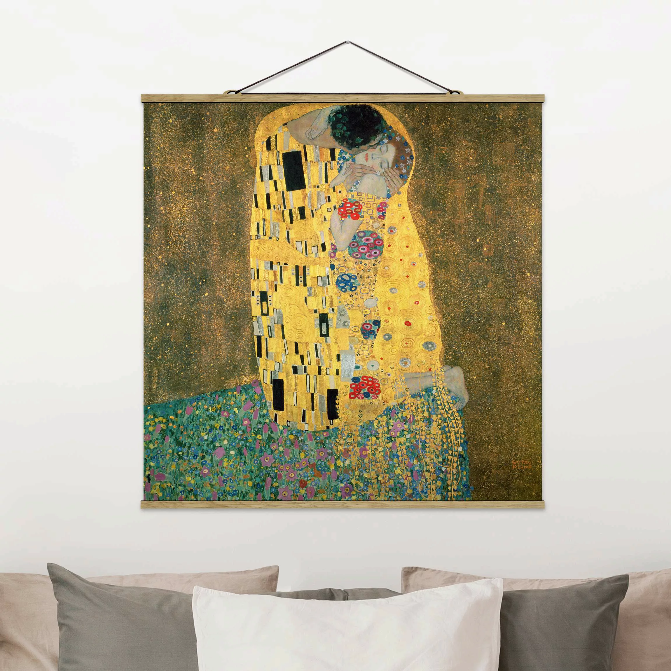 Stoffbild Kunstdruck mit Posterleisten - Quadrat Gustav Klimt - Der Kuß günstig online kaufen