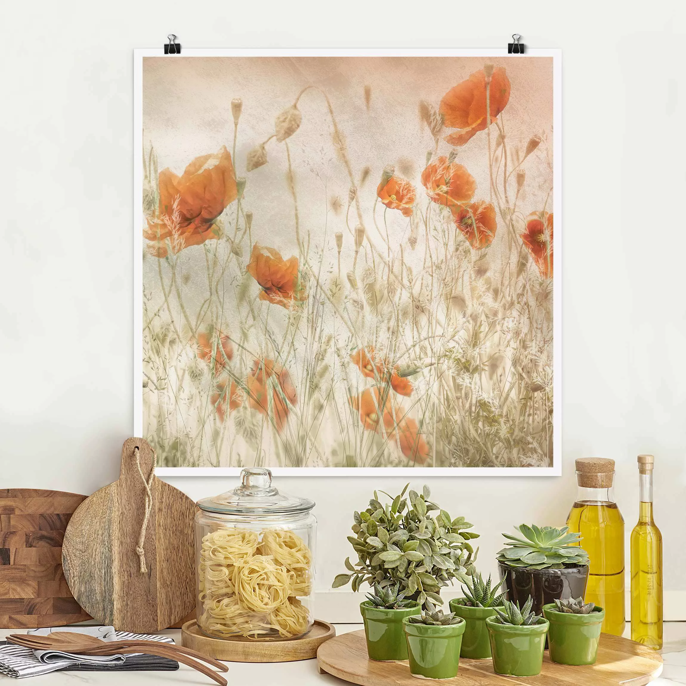 Poster Mohnblumen und Gräser im Feld günstig online kaufen