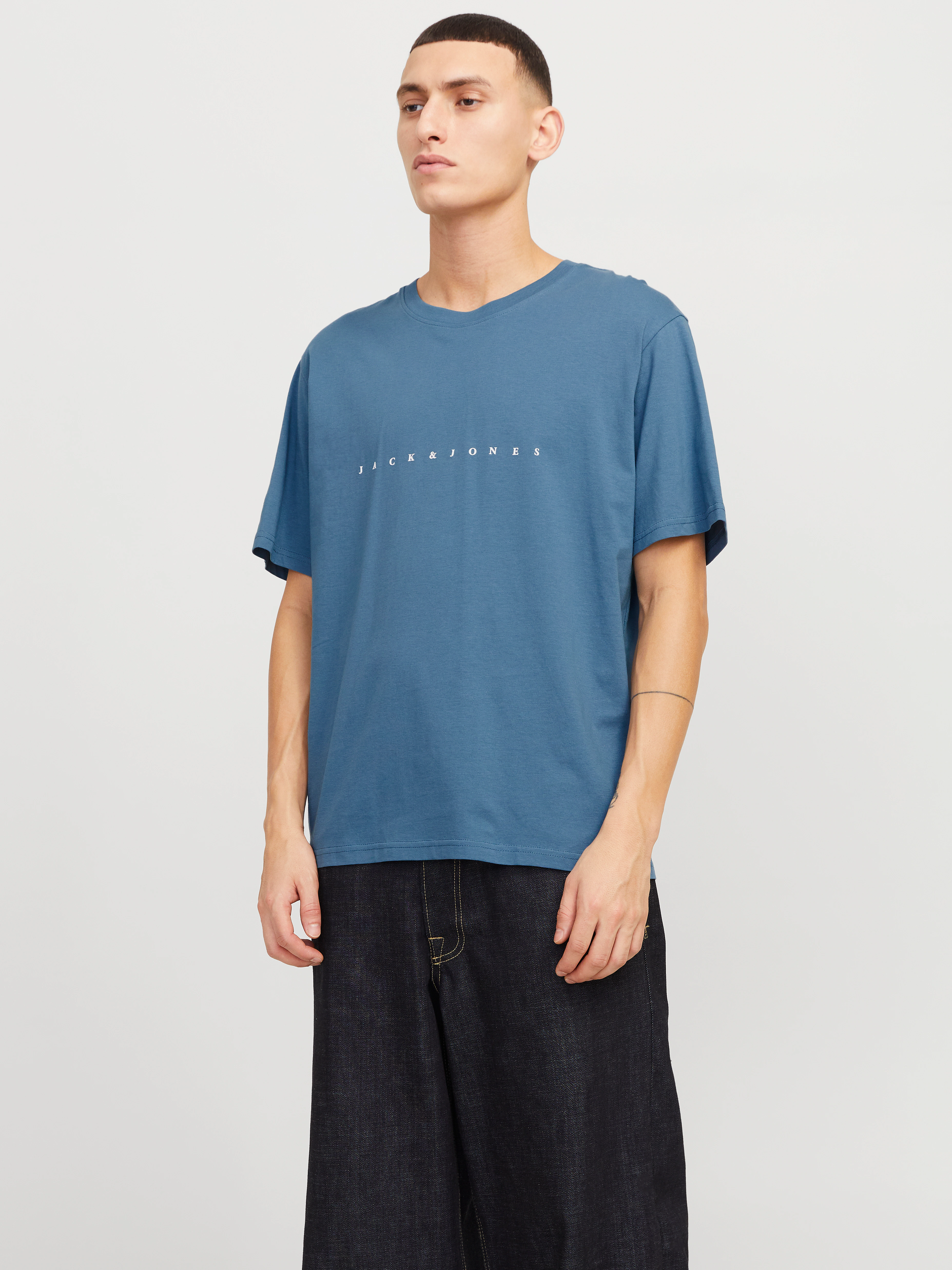 Jack & Jones Rundhalsshirt "JJESTAR mit Pigmentprint und Baumwollgefühl", m günstig online kaufen