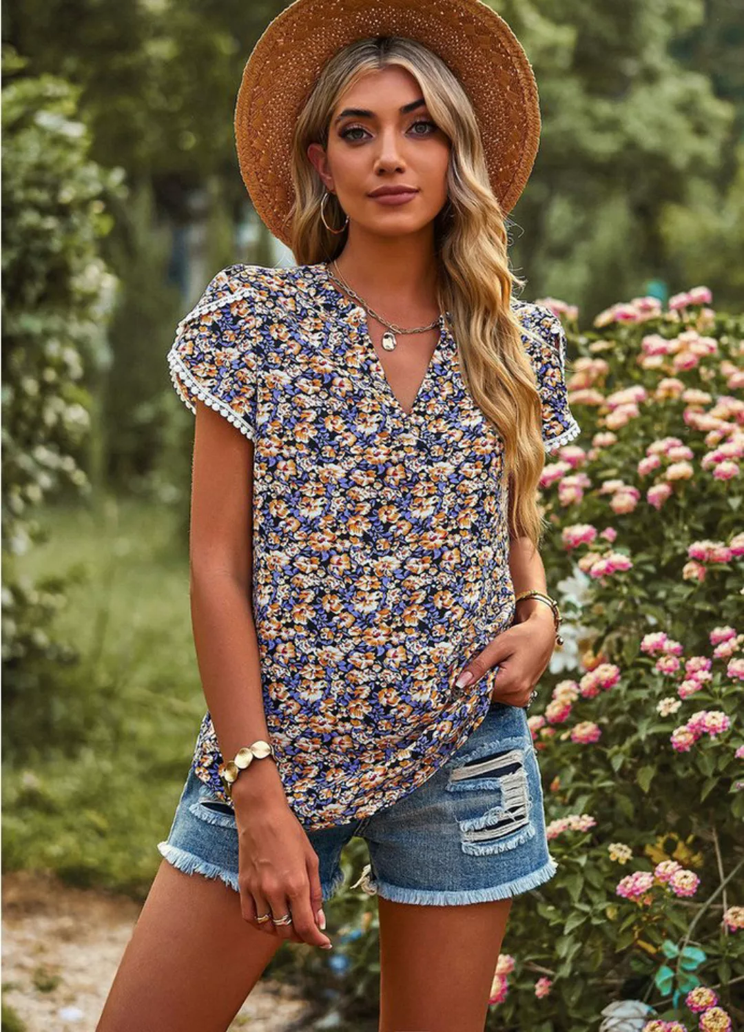BlauWave Kurzarmshirt Petal zerfetzte Blumen Kurzarm V-Ausschnitt T-Shirt B günstig online kaufen