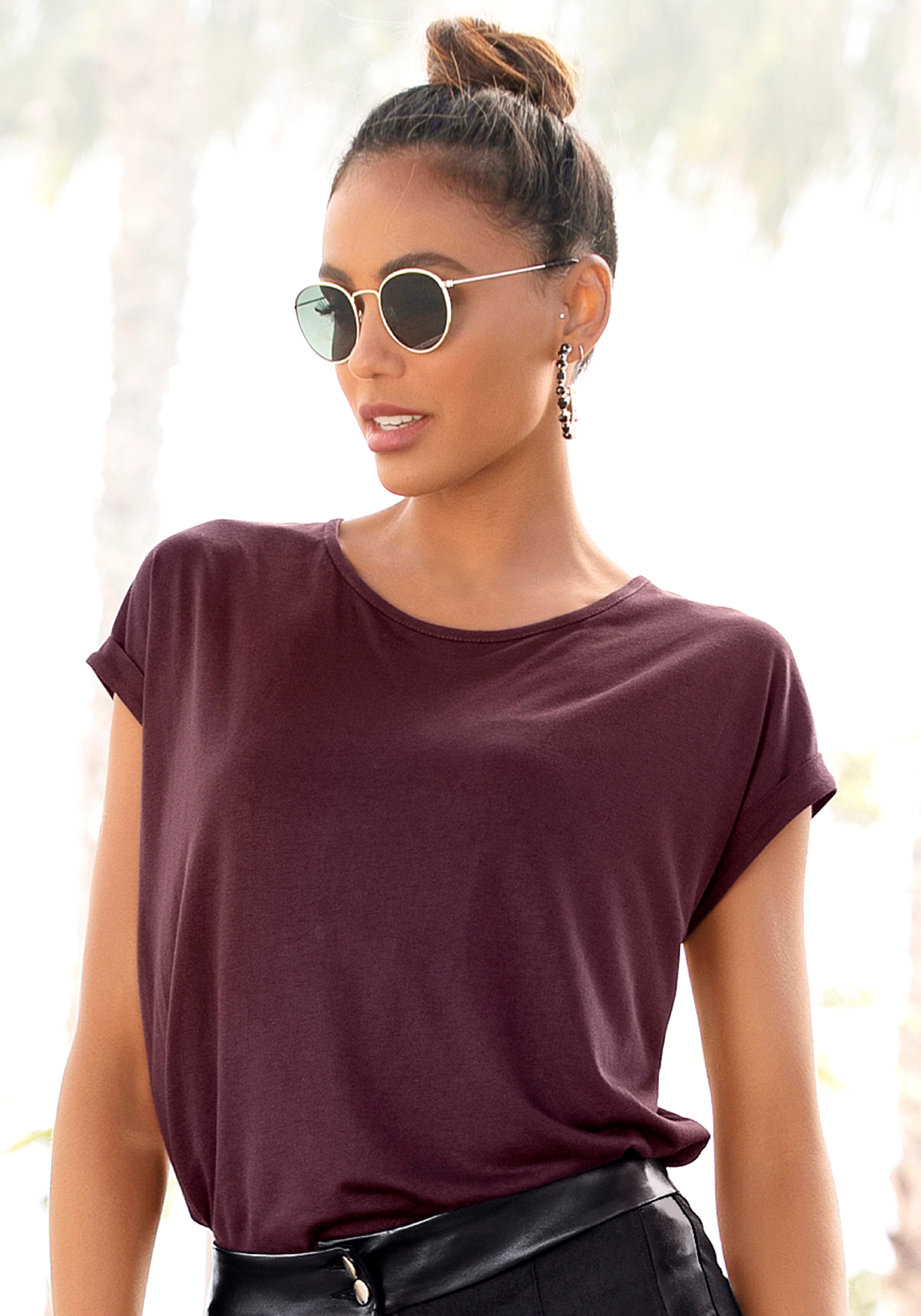 LASCANA Kurzarmshirt im Basic-Style, T-Shirt aus weicher Viskose günstig online kaufen