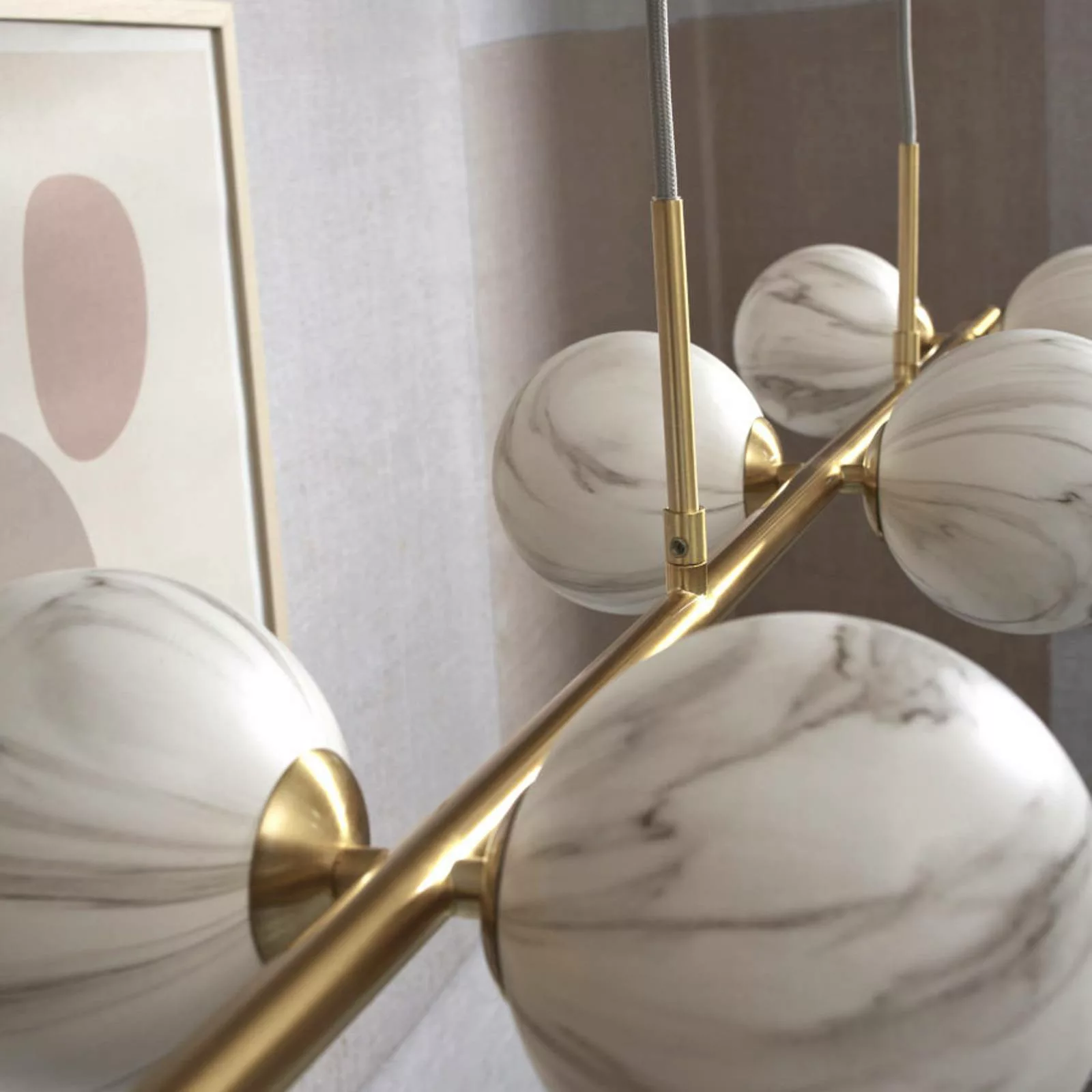 Pendelleuchte Carrara metall weiß gold / 6 Kugeln - Glas in Marmoroptik / L günstig online kaufen