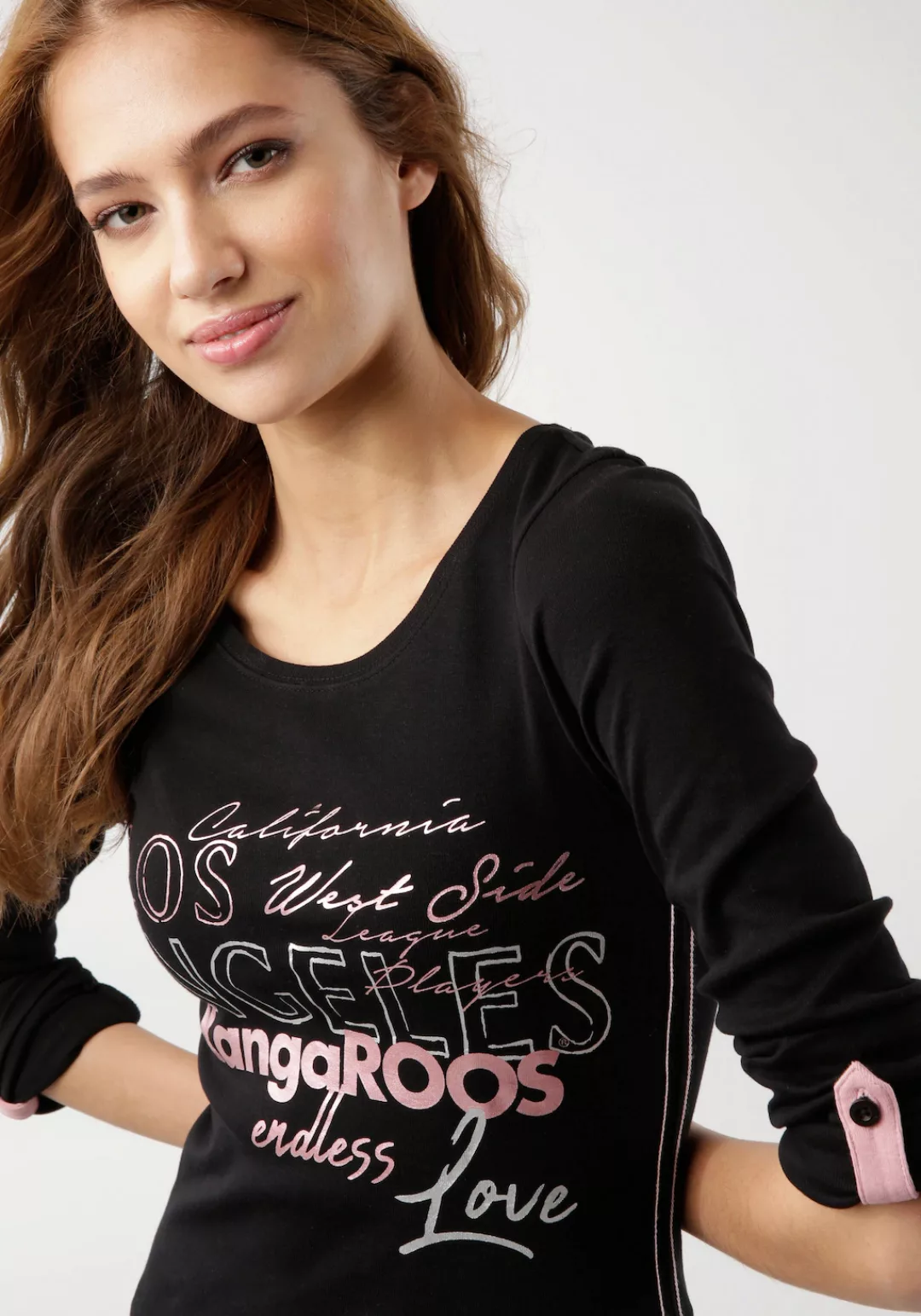 KangaROOS Langarmshirt mit großem Logo-Print & Krempelärmeln günstig online kaufen