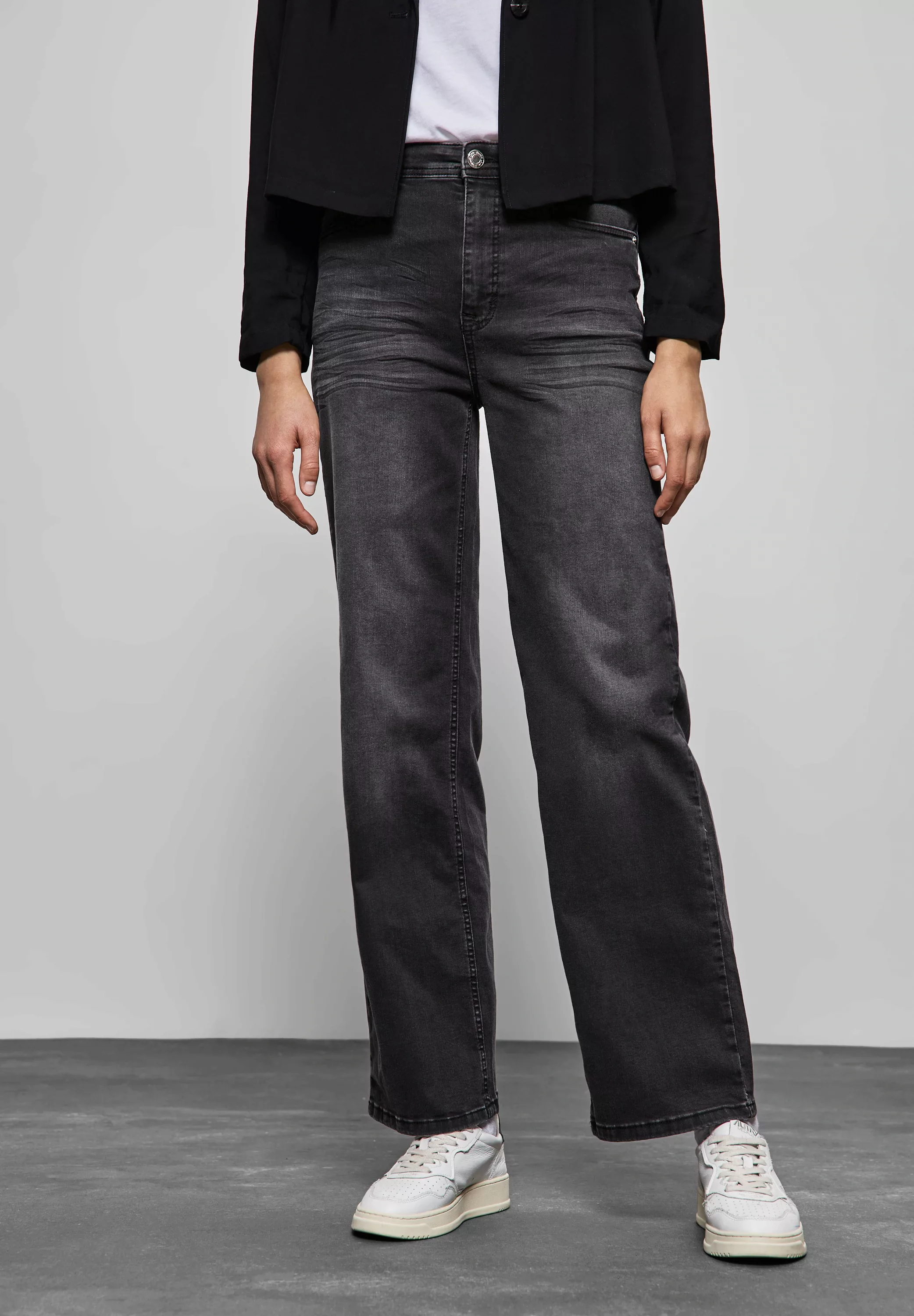 STREET ONE Loose-fit-Jeans in schwarzer Waschung günstig online kaufen