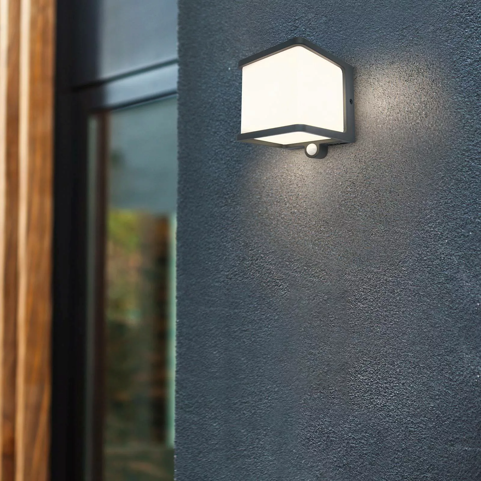 LED-Solarwandleuchte Doblo mit Sensor, Breite 11cm günstig online kaufen