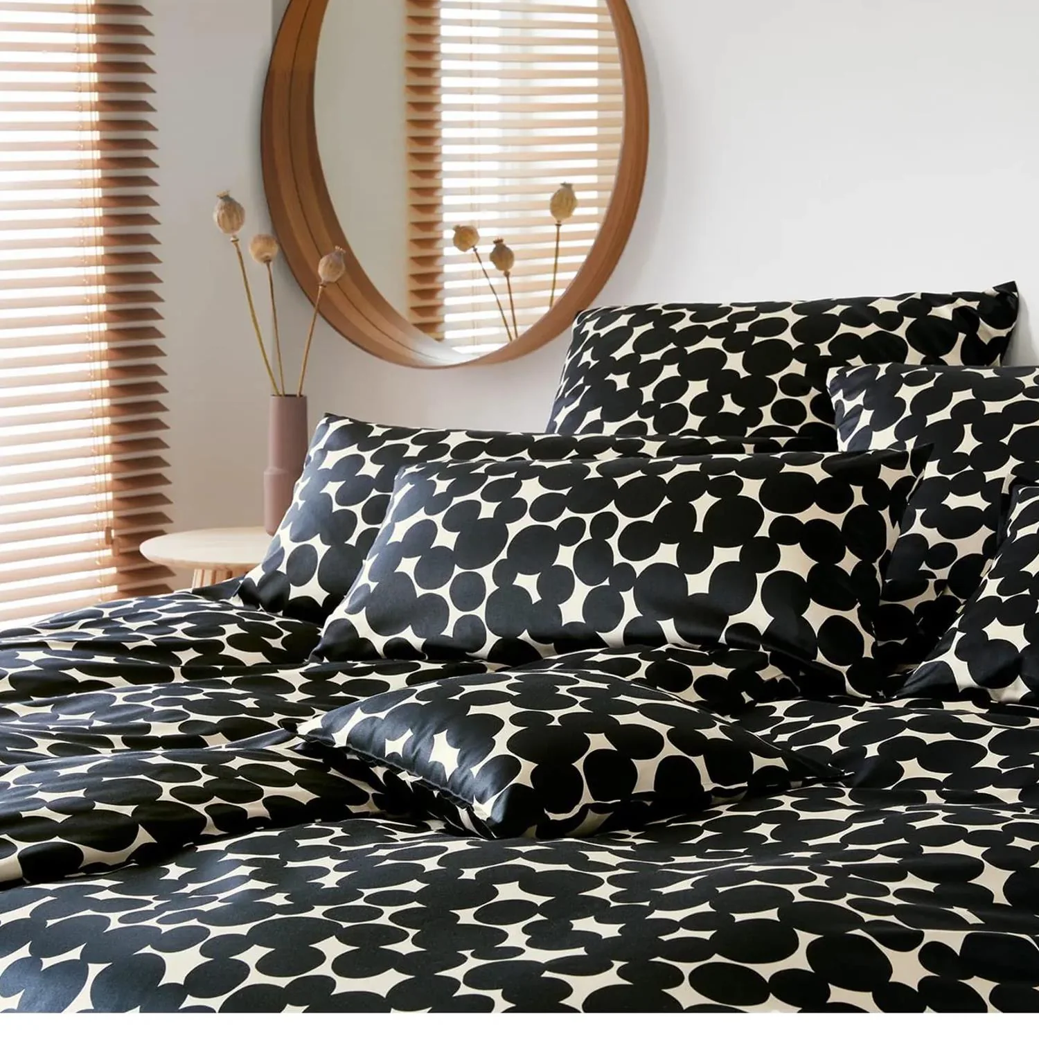 Elegante Mako Satin Bettwäsche Pebbles 2431-09 Kreise schwarz 135x200 günstig online kaufen