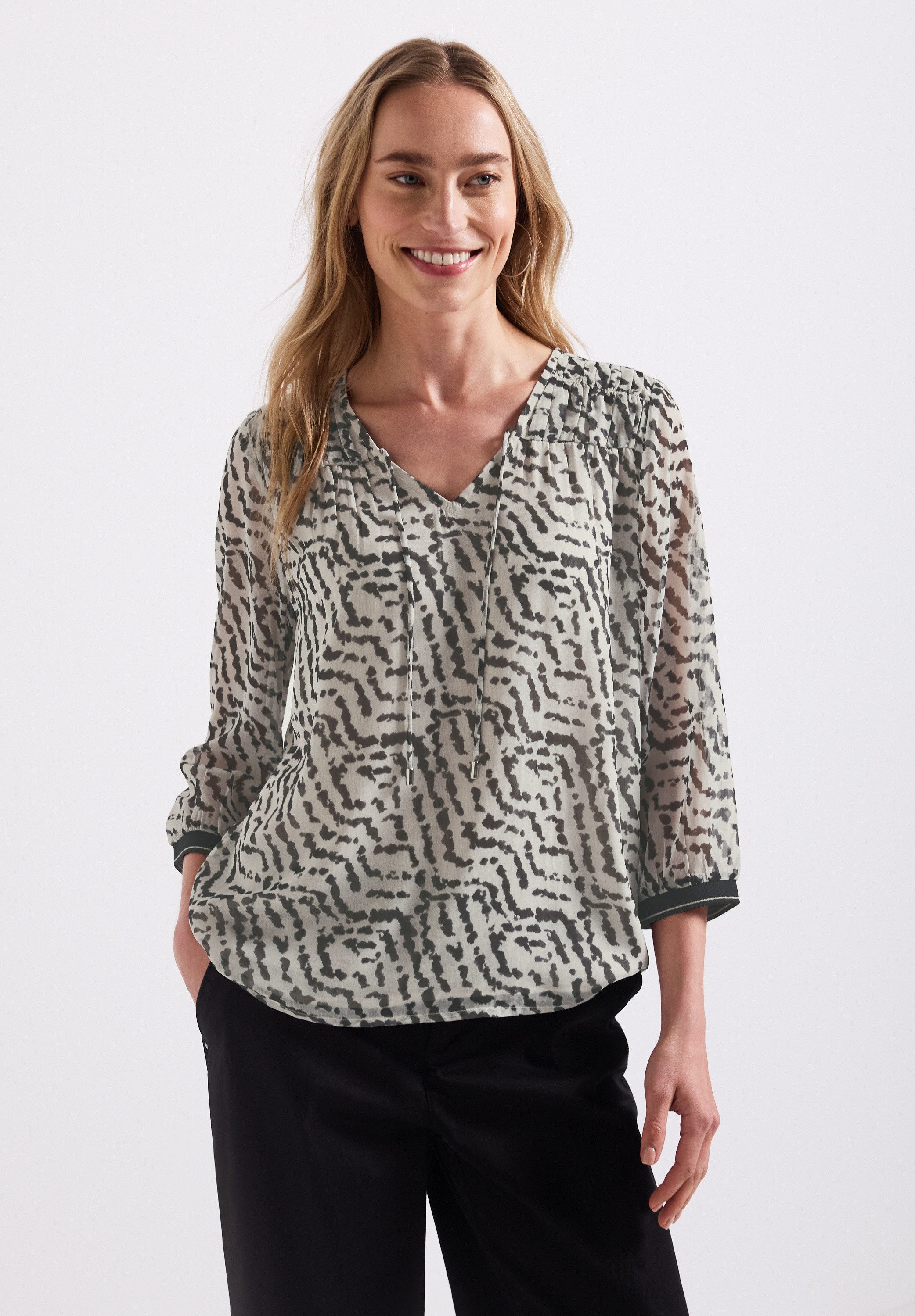 STREET ONE Chiffonbluse mit All-Over Print günstig online kaufen