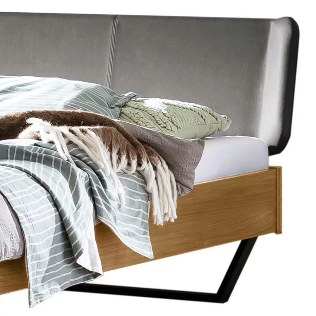 140x200 cm Bett mit Bügelgestell aus Wildeiche Massivholz Stahl günstig online kaufen