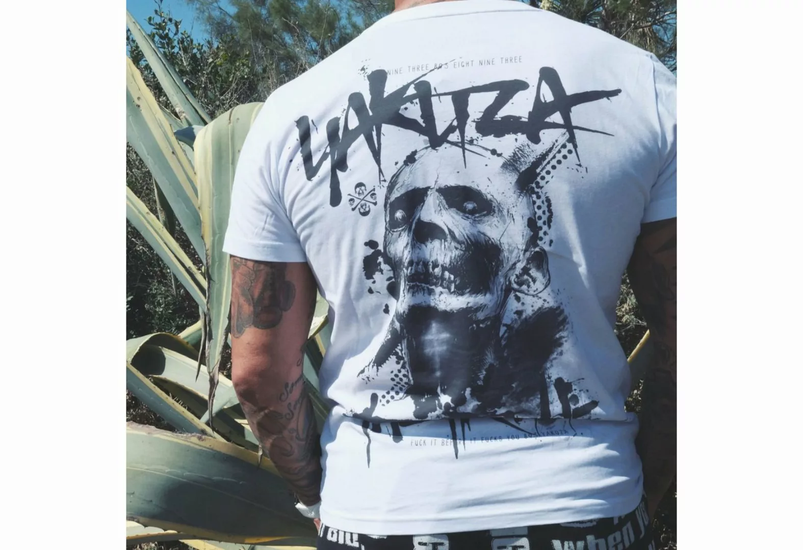 YAKUZA T-Shirt The Trouble günstig online kaufen