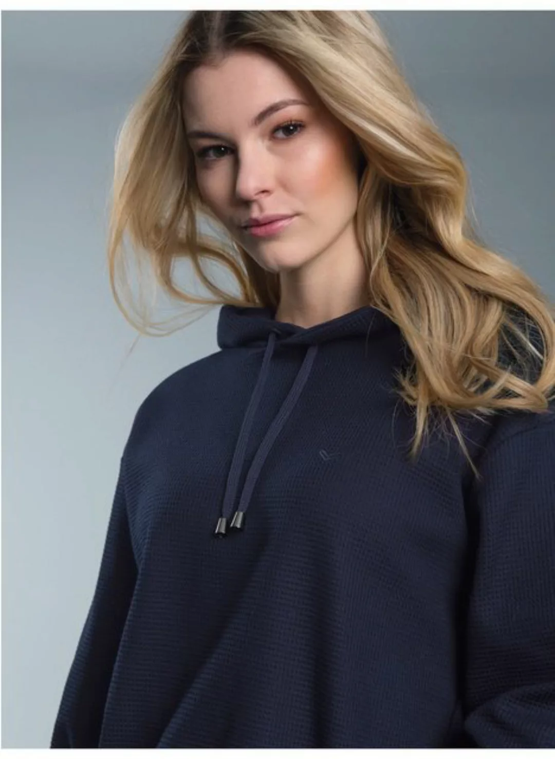 Trigema Kapuzensweatshirt TRIGEMA Cropped Hoodie in Waffeloptik günstig online kaufen