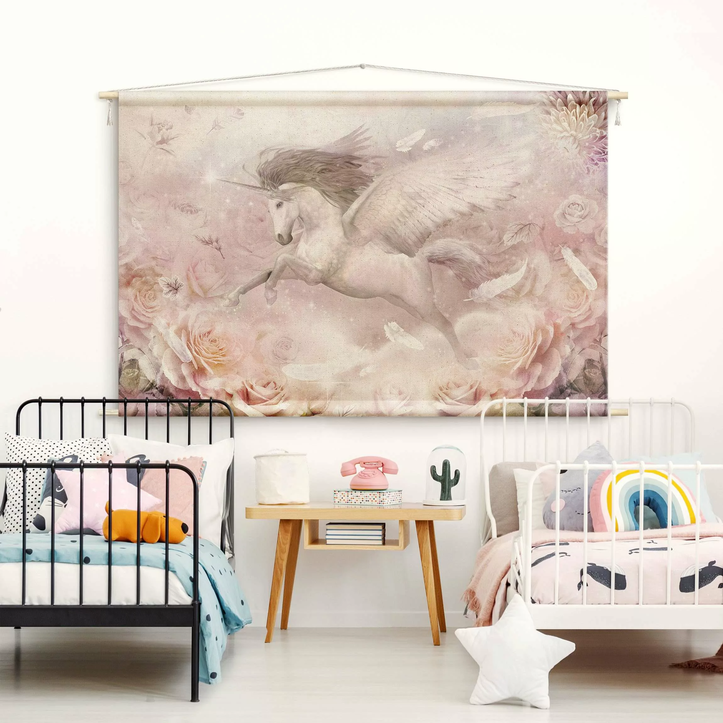 Wandteppich Pegasus Einhorn mit Rosen günstig online kaufen