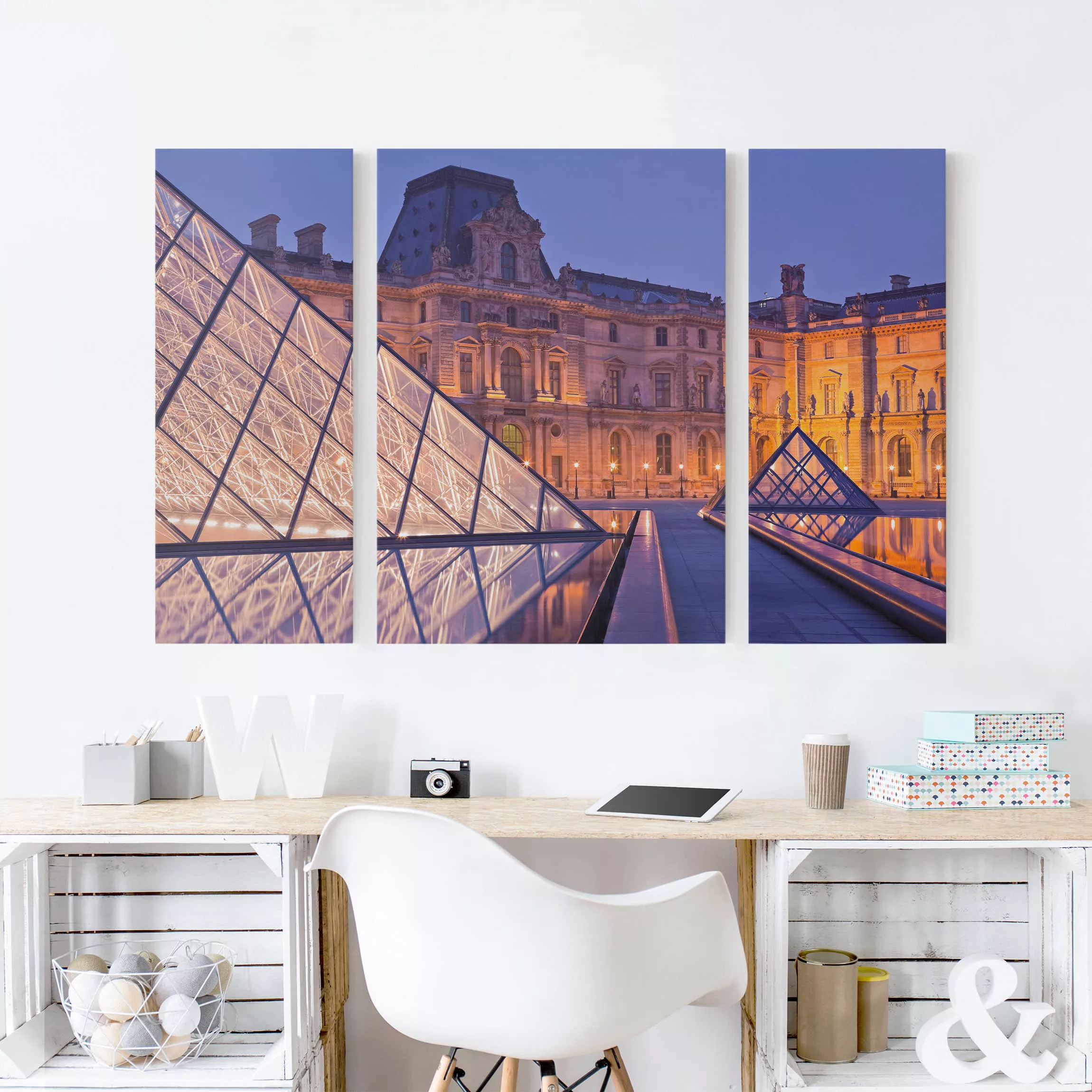 3-teiliges Leinwandbild - Querformat Louvre Paris bei Nacht günstig online kaufen