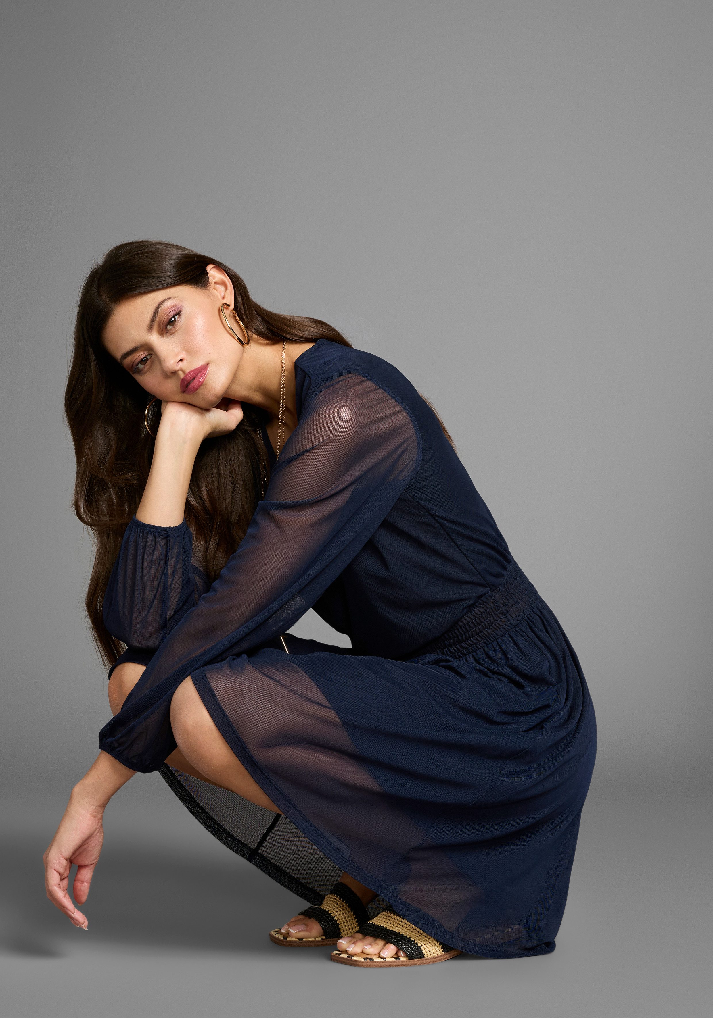 Laura Scott Meshkleid mit Smok-Einsatz günstig online kaufen