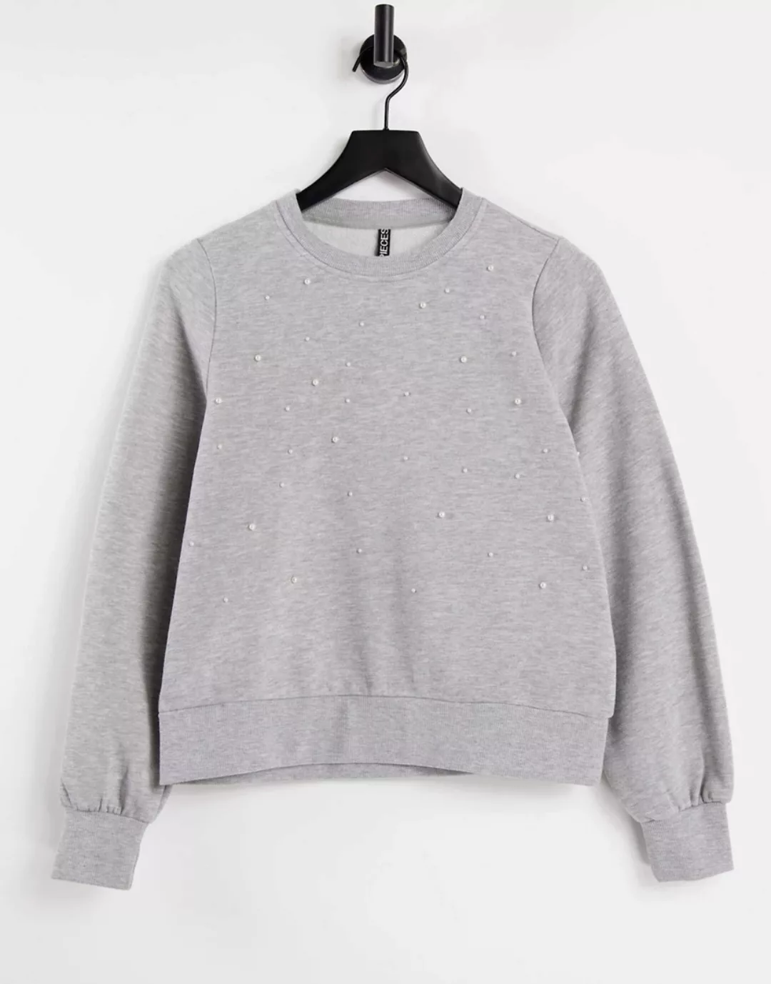 Pieces – Dibba – Langärmliges Sweatshirt mit Perlendetails in Hellgrau meli günstig online kaufen