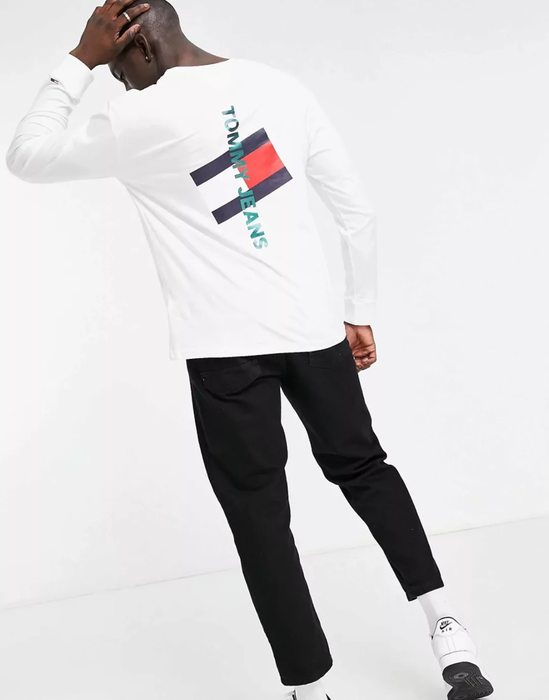 Tommy Jeans – Langärmliges Oberteil mit vertikalem Logodesign am Rücken und günstig online kaufen