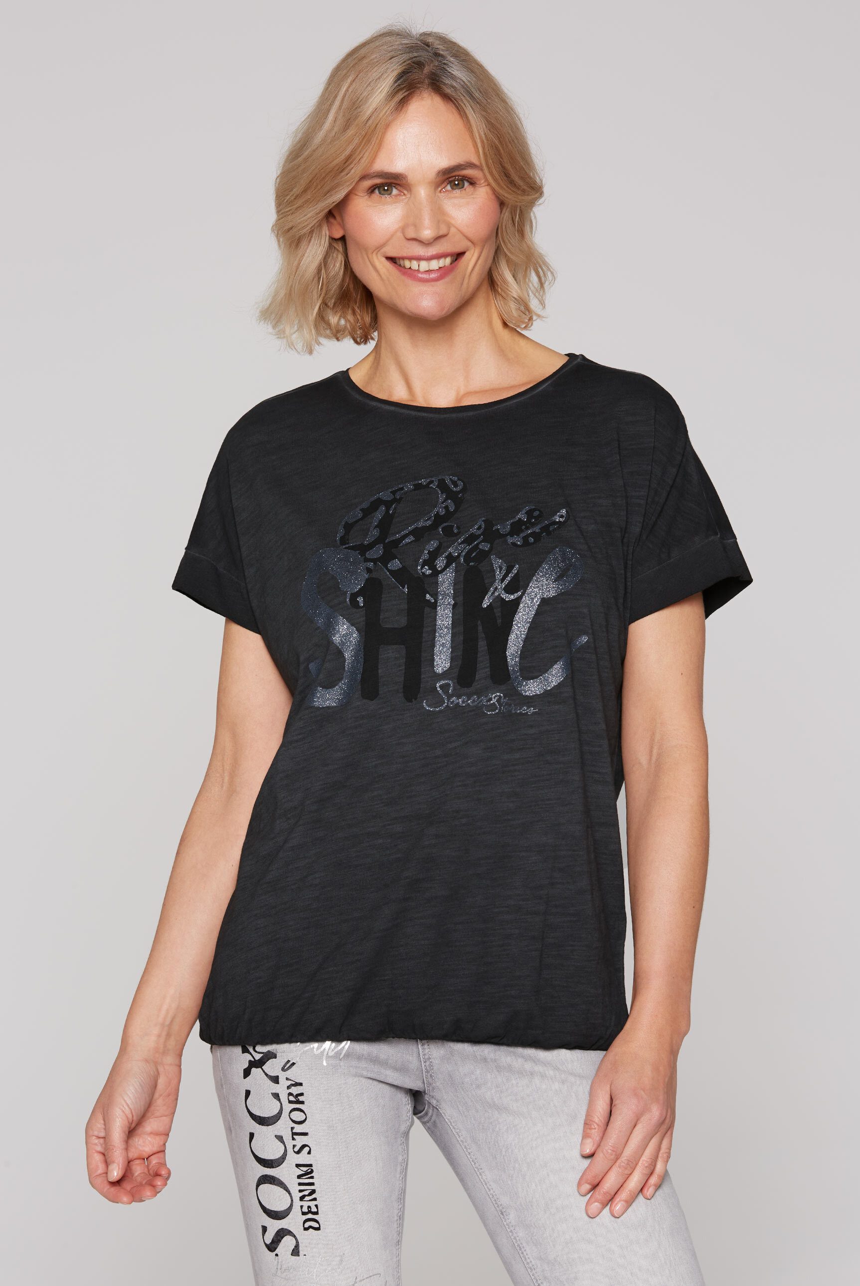 SOCCX Rundhalsshirt, mit Gummizug im Saum günstig online kaufen