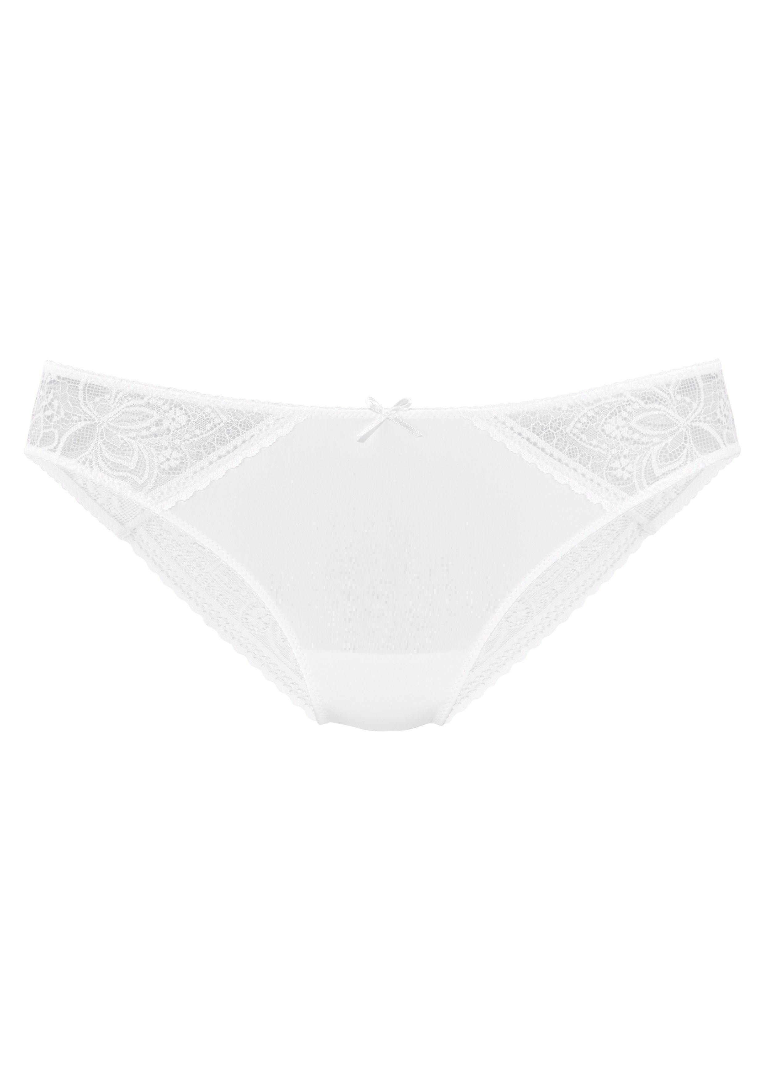 LASCANA Tanga Luciana aus zarter Spitze günstig online kaufen