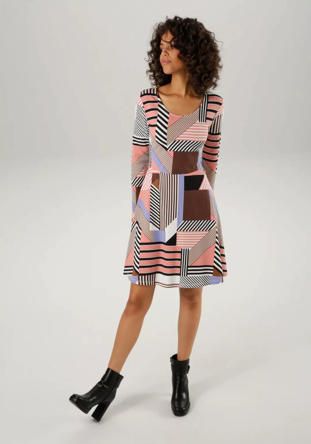 Aniston CASUAL Jerseykleid, im Patch-Dessin und Streifen-Look - NEUE KOLLEK günstig online kaufen