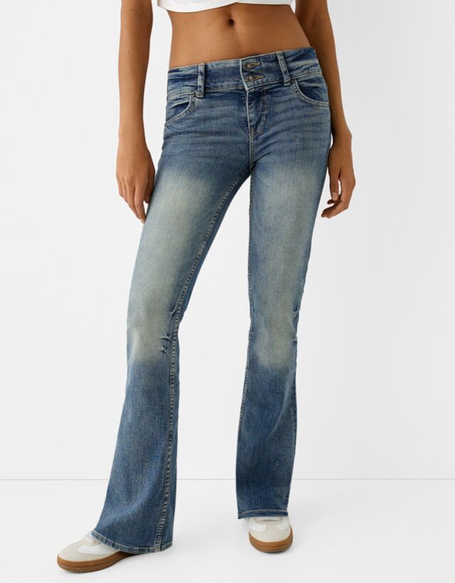 Bershka Low Waist Bootcut-Jeans Damen 10-12 Ausgewaschenes Blau günstig online kaufen