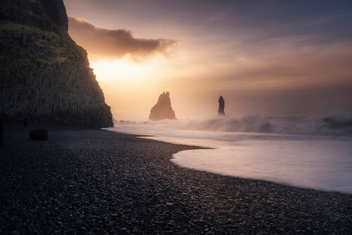 Papermoon Fototapete »Photo-Art JORGE RUIZ DUESO, REYNISFJARA SUNRISE« günstig online kaufen