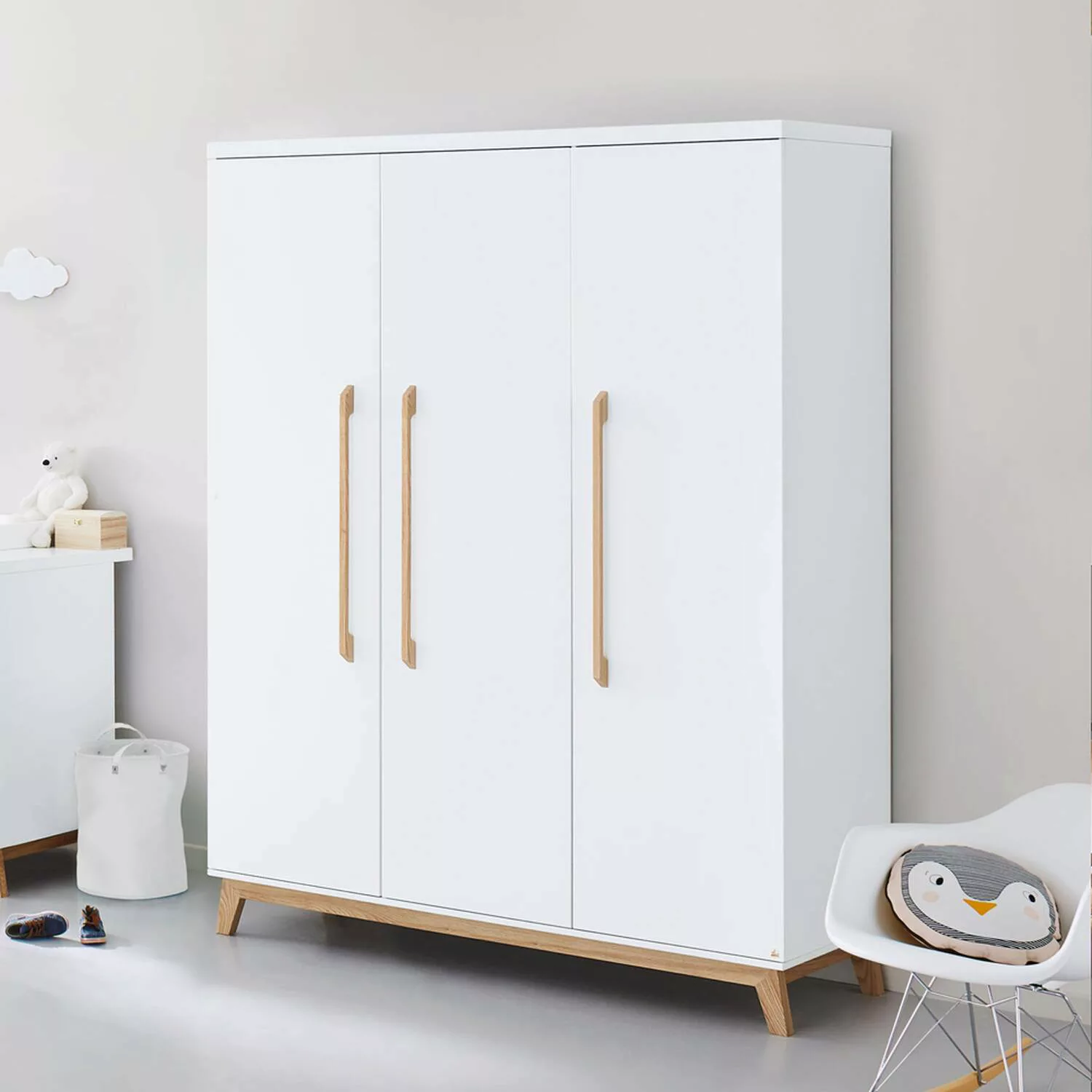 Lomadox Kleiderschrank RIJEKA-134 Kinderkleiderschrank 150 cm breit in weiß günstig online kaufen