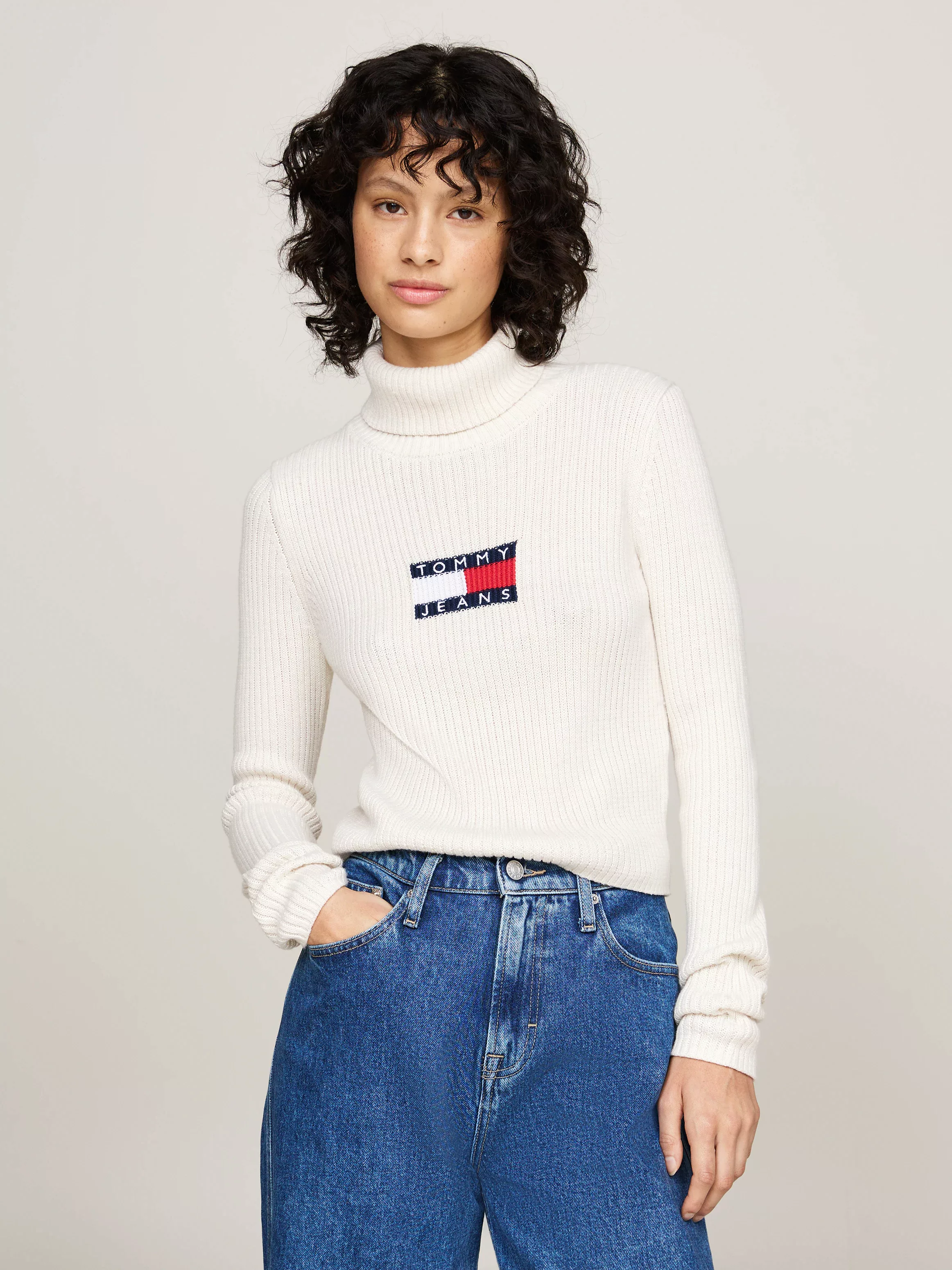 Tommy Jeans Strickpullover "TJW MELANGE TRTLNCK FLAG SWEATER", mit Logo-Fla günstig online kaufen