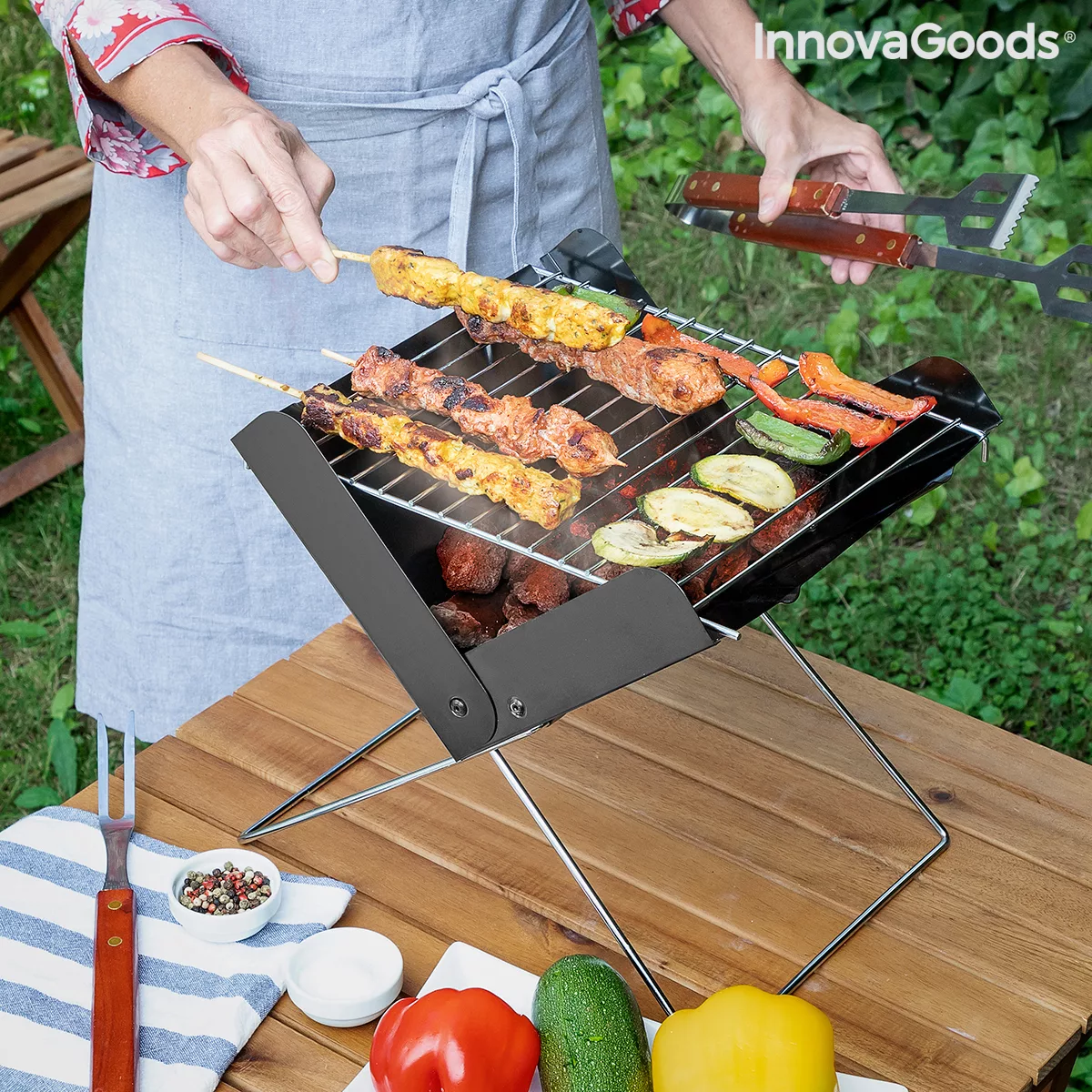 Tragbarer Klappbarer Mini-holzkohlegrill Foldecue Innovagoods günstig online kaufen