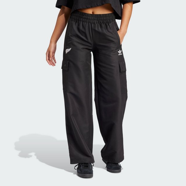 adidas Performance Cargohose BLACK FERNS ESSENTIALS WOVEN CARGOHOSE günstig online kaufen