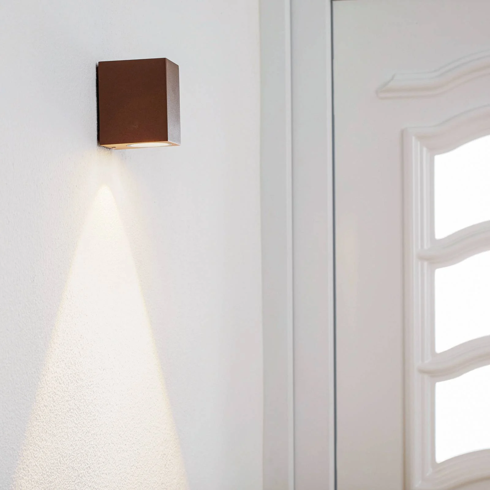 Rostbraune LED-Außenwandleuchte Tavi, Höhe 9,5 cm günstig online kaufen