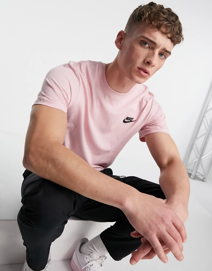 Nike – Club – T-Shirt in Rosa mit Logo günstig online kaufen