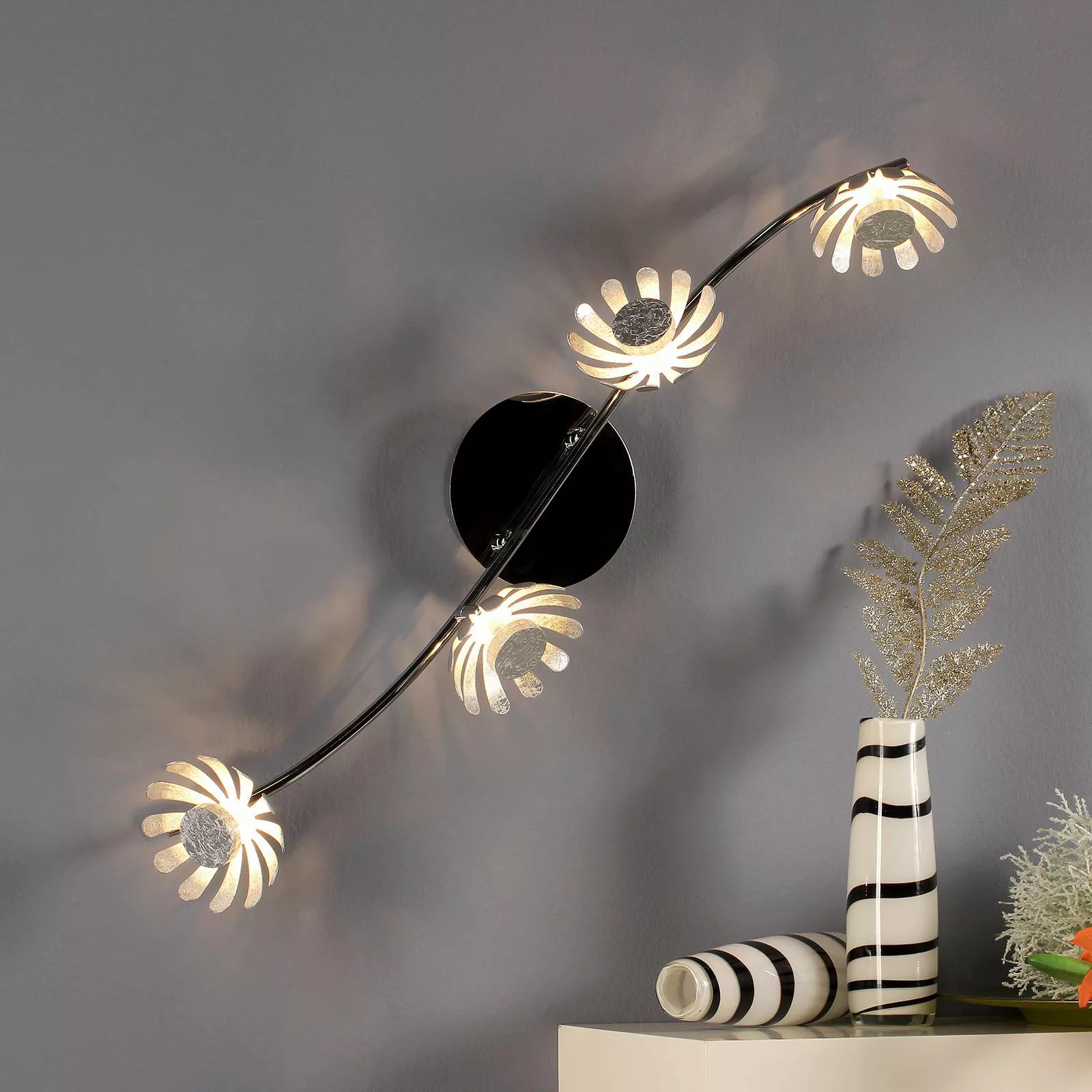LED-Wandleuchte Bloom vierflammig silber günstig online kaufen