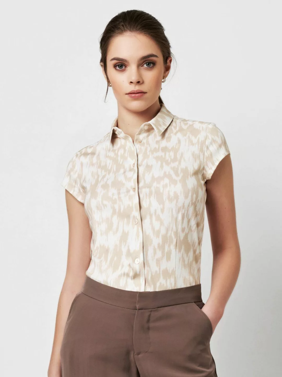 DESOTO Klassische Bluse Pia mit Hemdblusenkragen günstig online kaufen