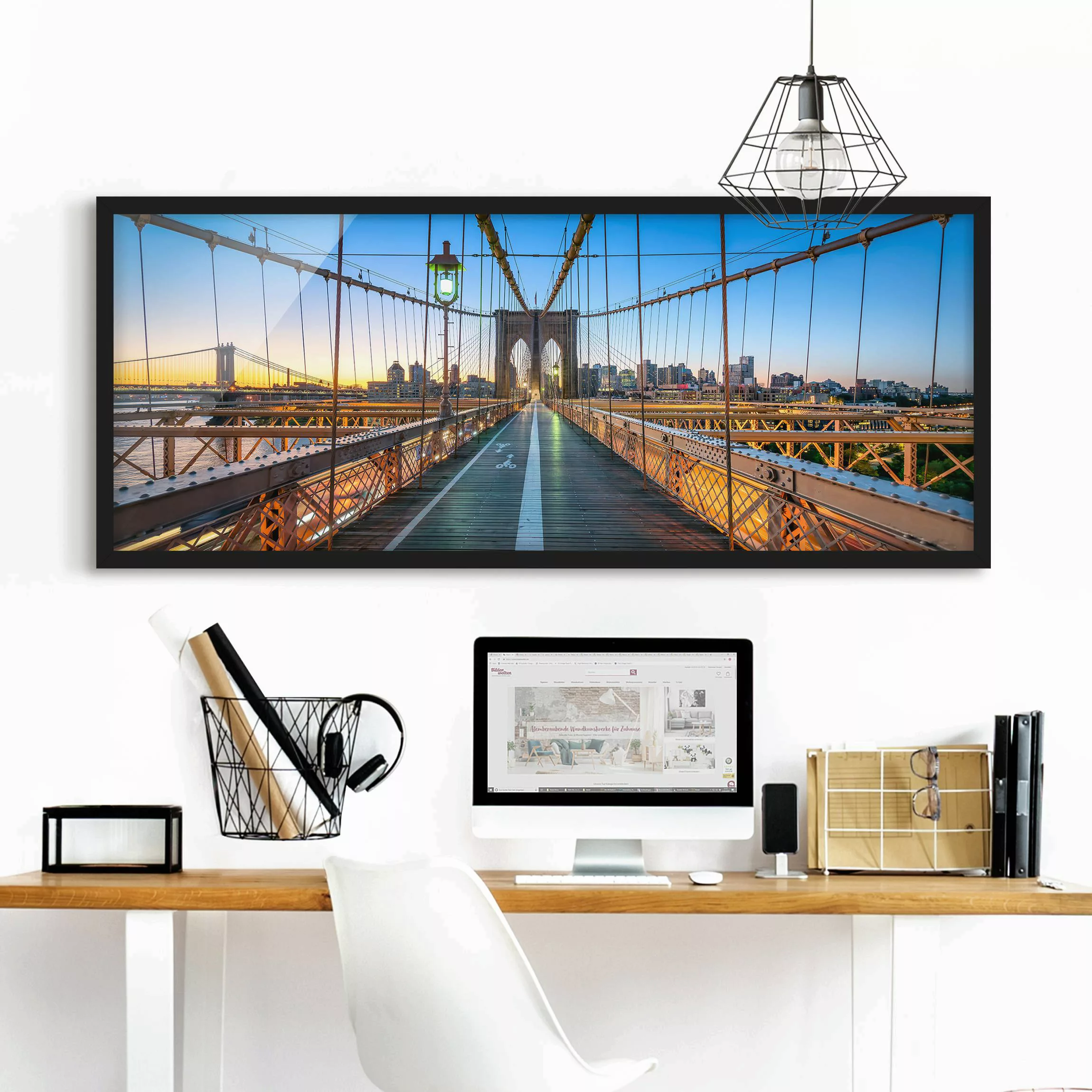 Bild mit Rahmen Morgenblick von der Brooklyn Bridge günstig online kaufen