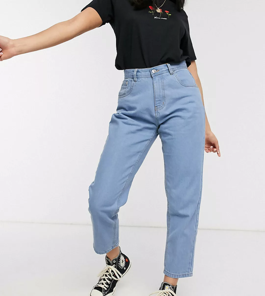 Wednesday's Girl – Mom-Jeans mit heller Waschung-Blau günstig online kaufen
