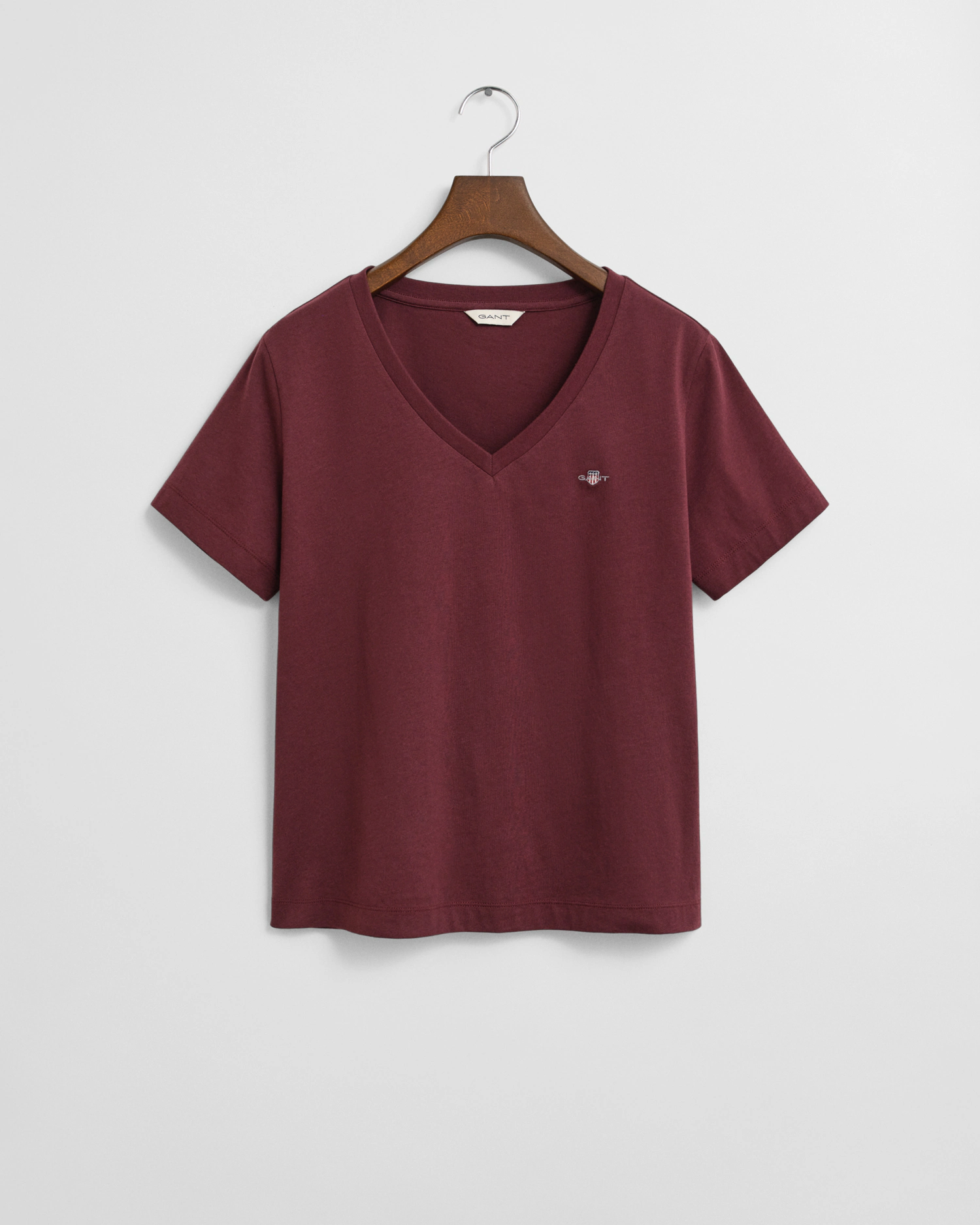 Gant T-Shirt "REG SHIELD KA V-NECK T-SHIRT", mit einer kleinen Logostickere günstig online kaufen