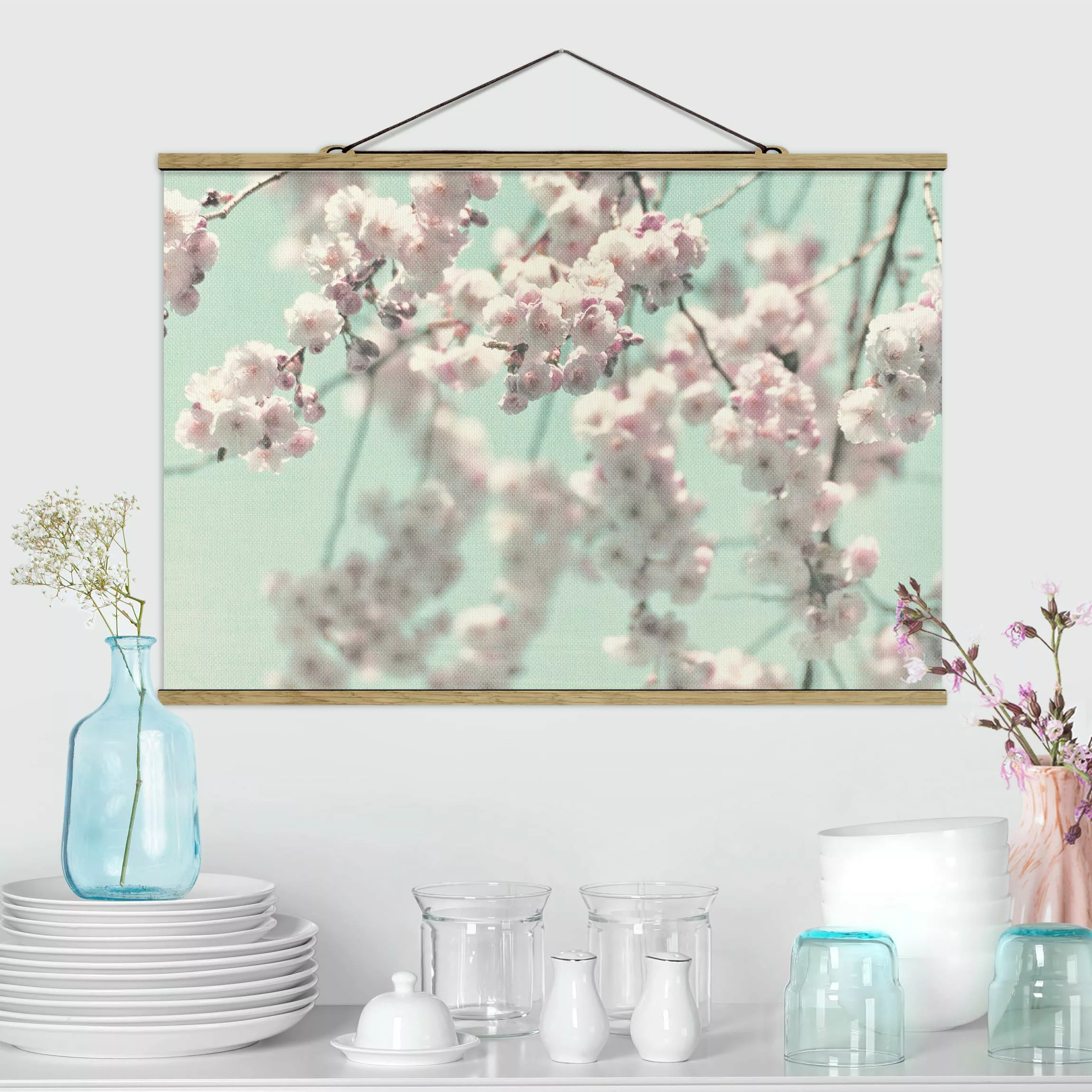 Stoffbild mit Posterleisten Kirschblütentanz auf Leinenstruktur günstig online kaufen