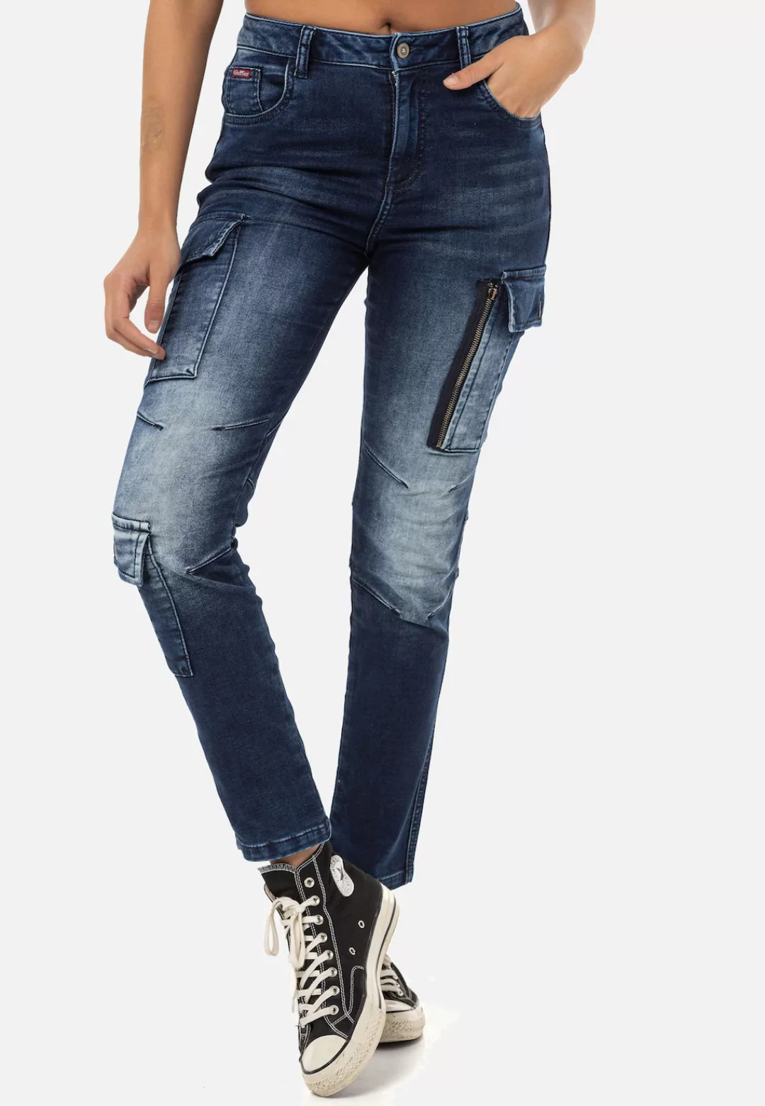 Cipo & Baxx Slim-fit-Jeans "WD531", mit Taschen auf den Beinen günstig online kaufen