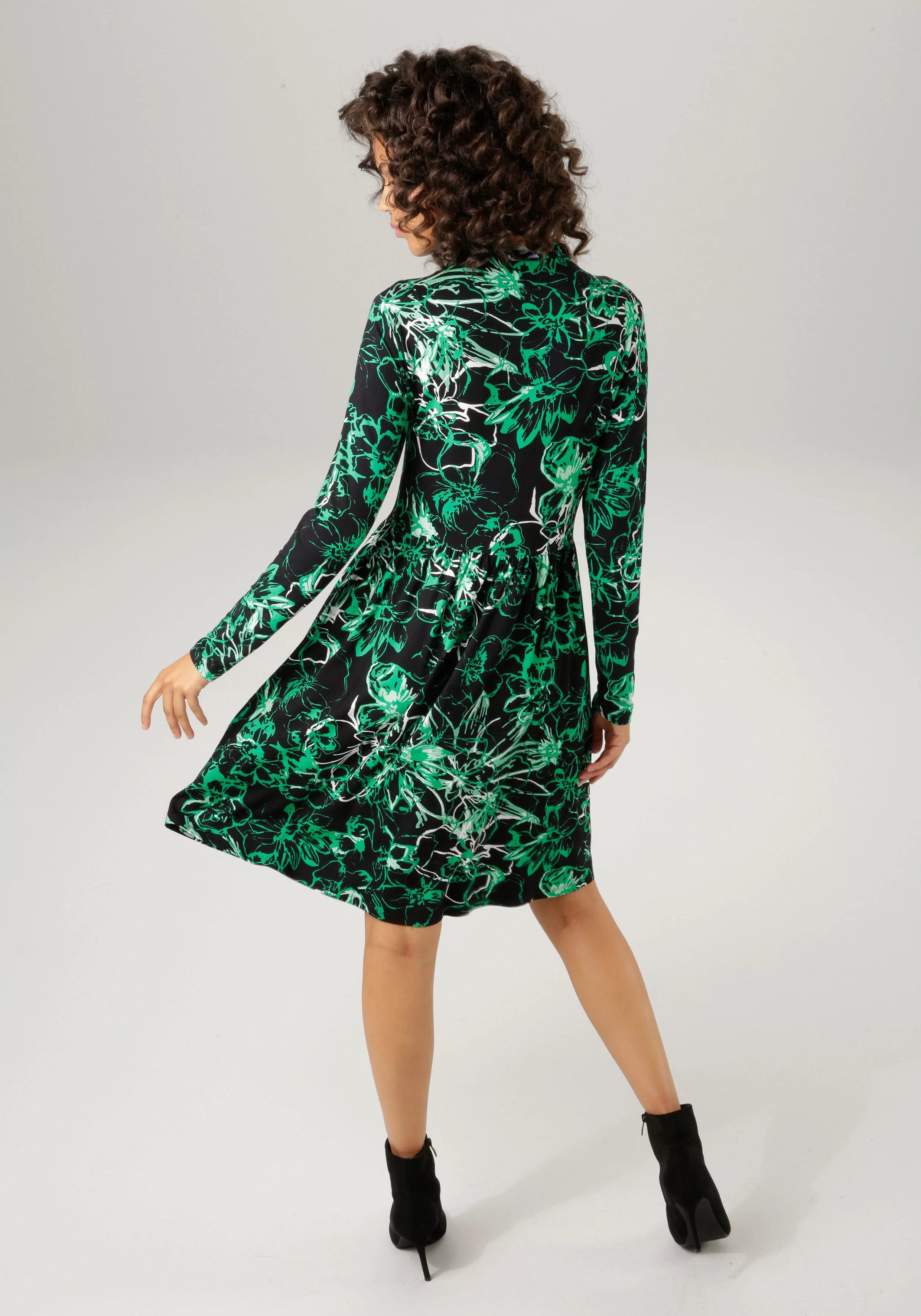 Aniston CASUAL Jerseykleid, mit kunstvollem Blumendruck - jedes Teil ein Un günstig online kaufen