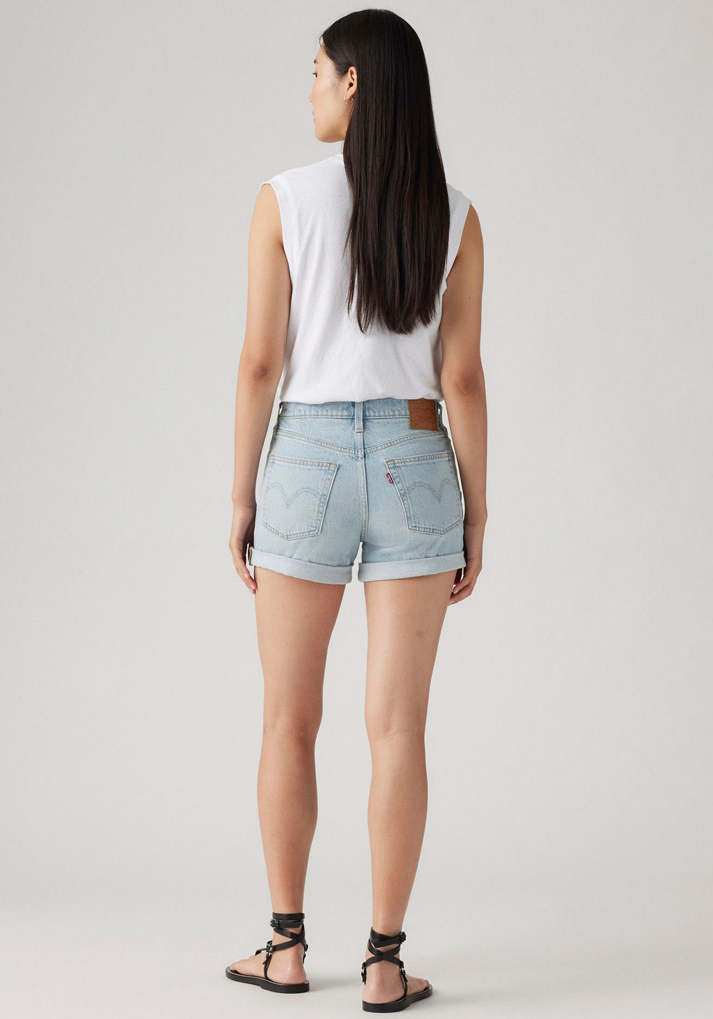 Levis Jeansshorts "501 Short Long", Mit Knopfverschluss und krempelbarem Sa günstig online kaufen