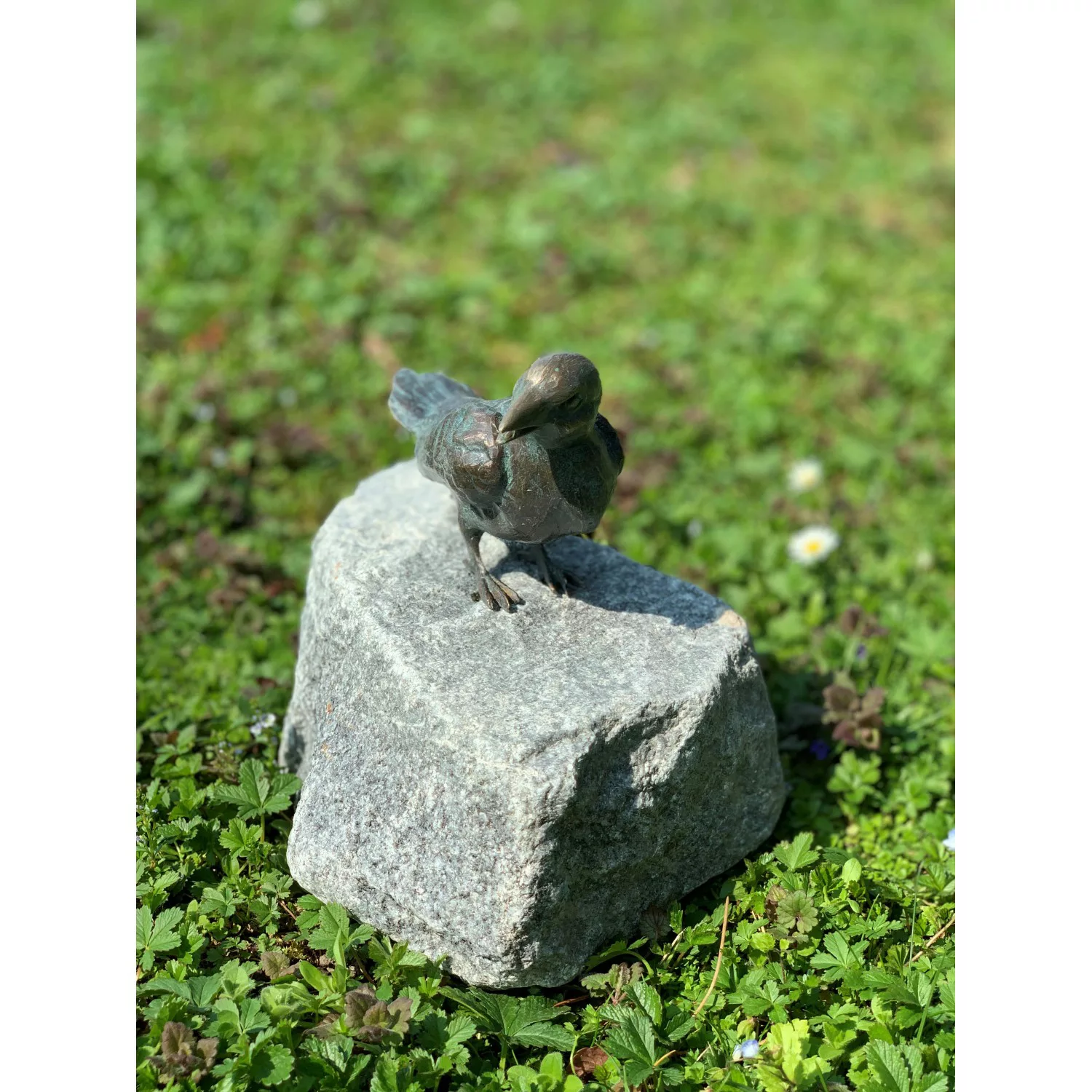 Deko-Figur Vogel Bronze auf Granitstein 20 cm günstig online kaufen