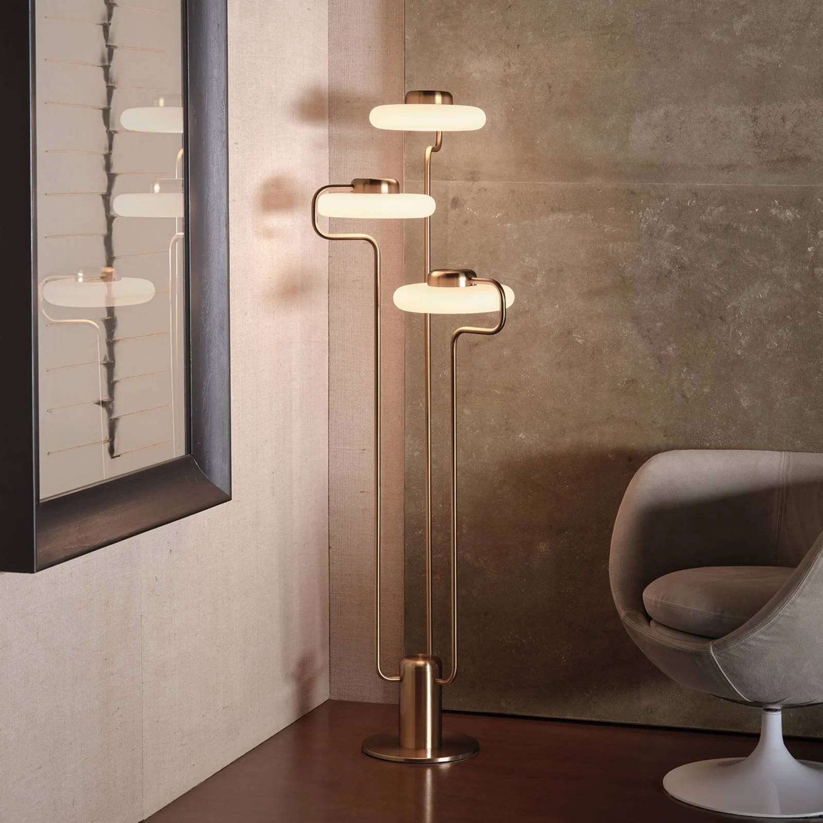 kdln LED-Stehleuchte TRATTO, messing, Höhe 150 cm, 3-flammig günstig online kaufen