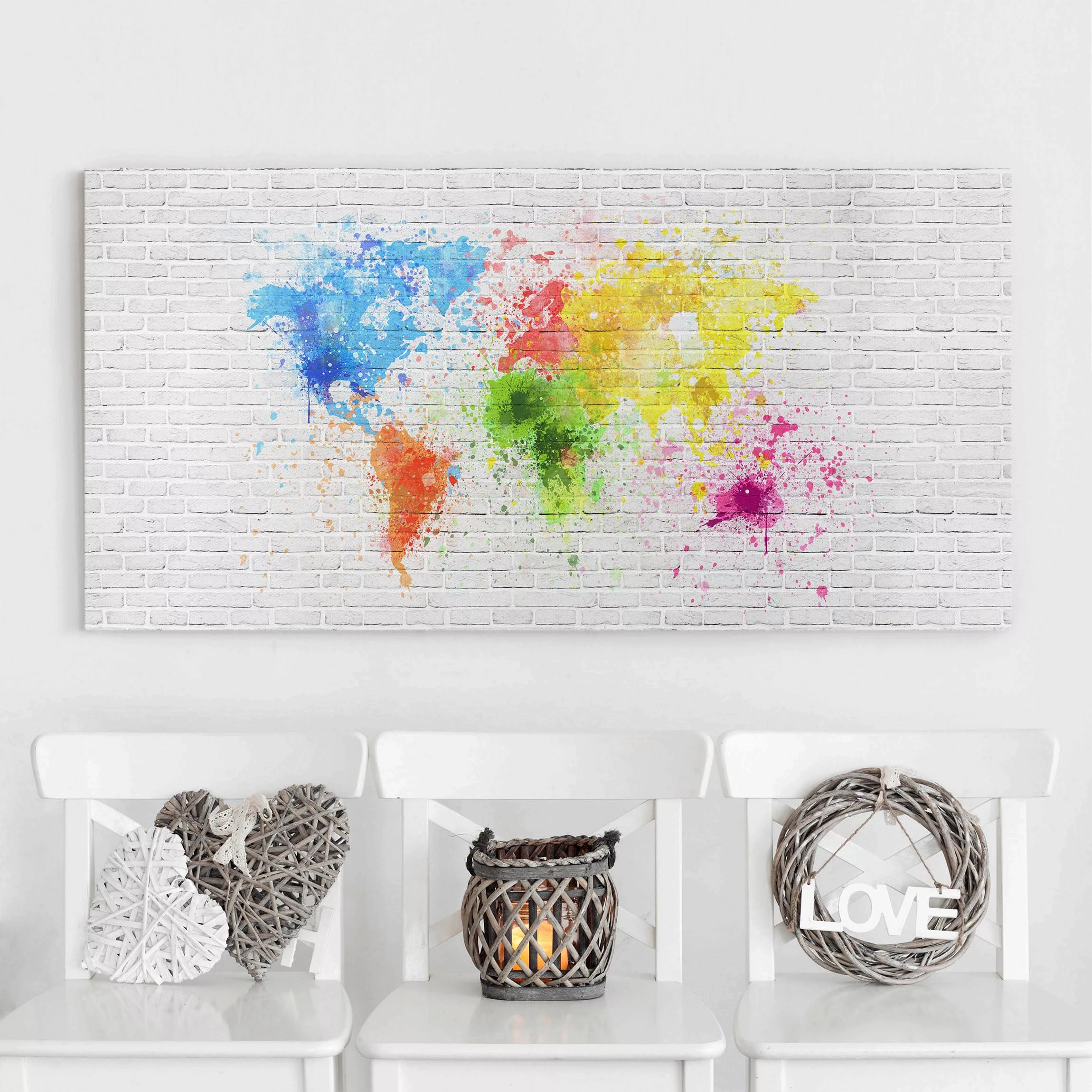 Leinwandbild Weltkarte - Querformat Weiße Backsteinwand Weltkarte günstig online kaufen
