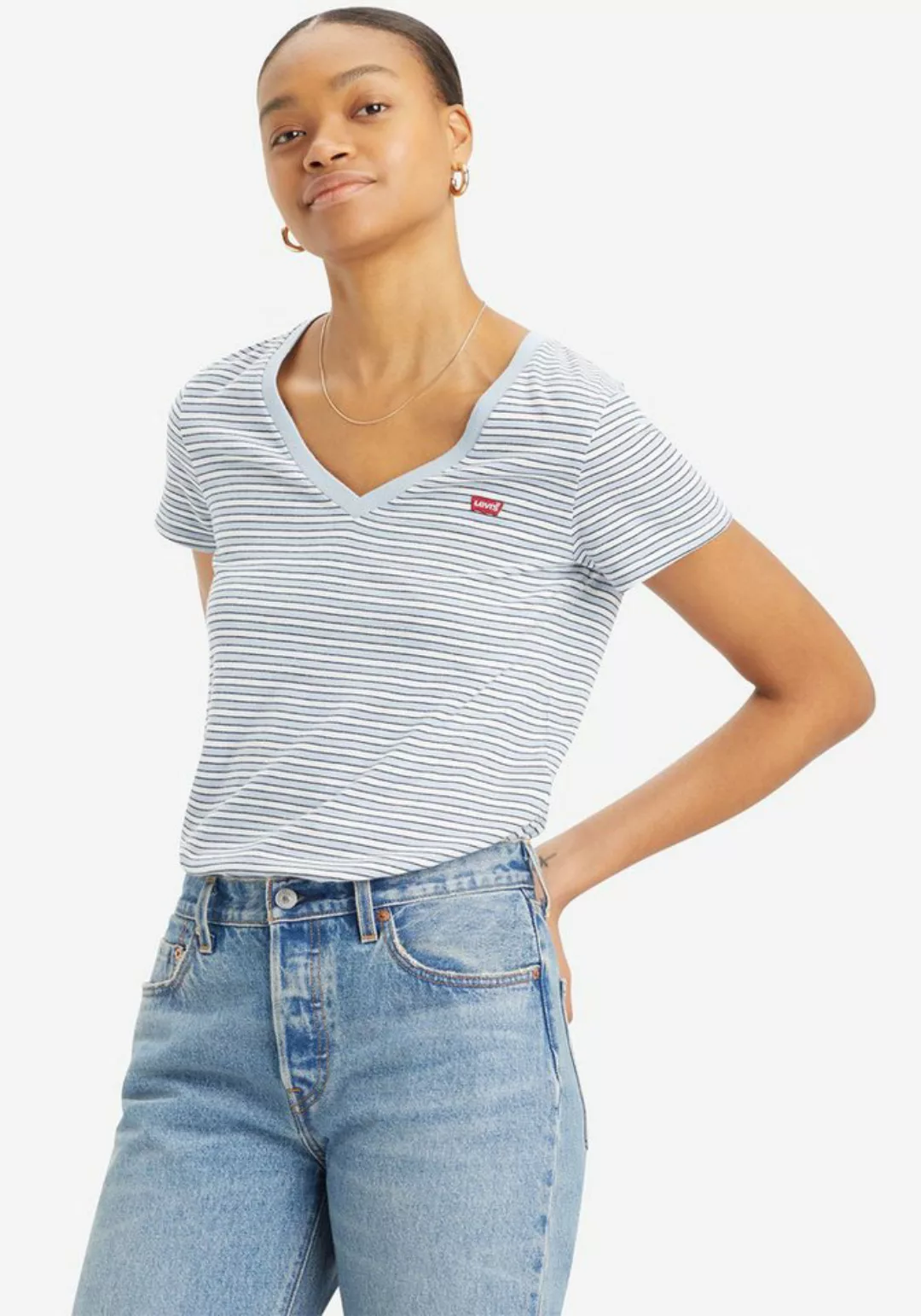 Levi's® V-Shirt PERFECT VNECK mit Mini-Batwing-Logostickerei günstig online kaufen