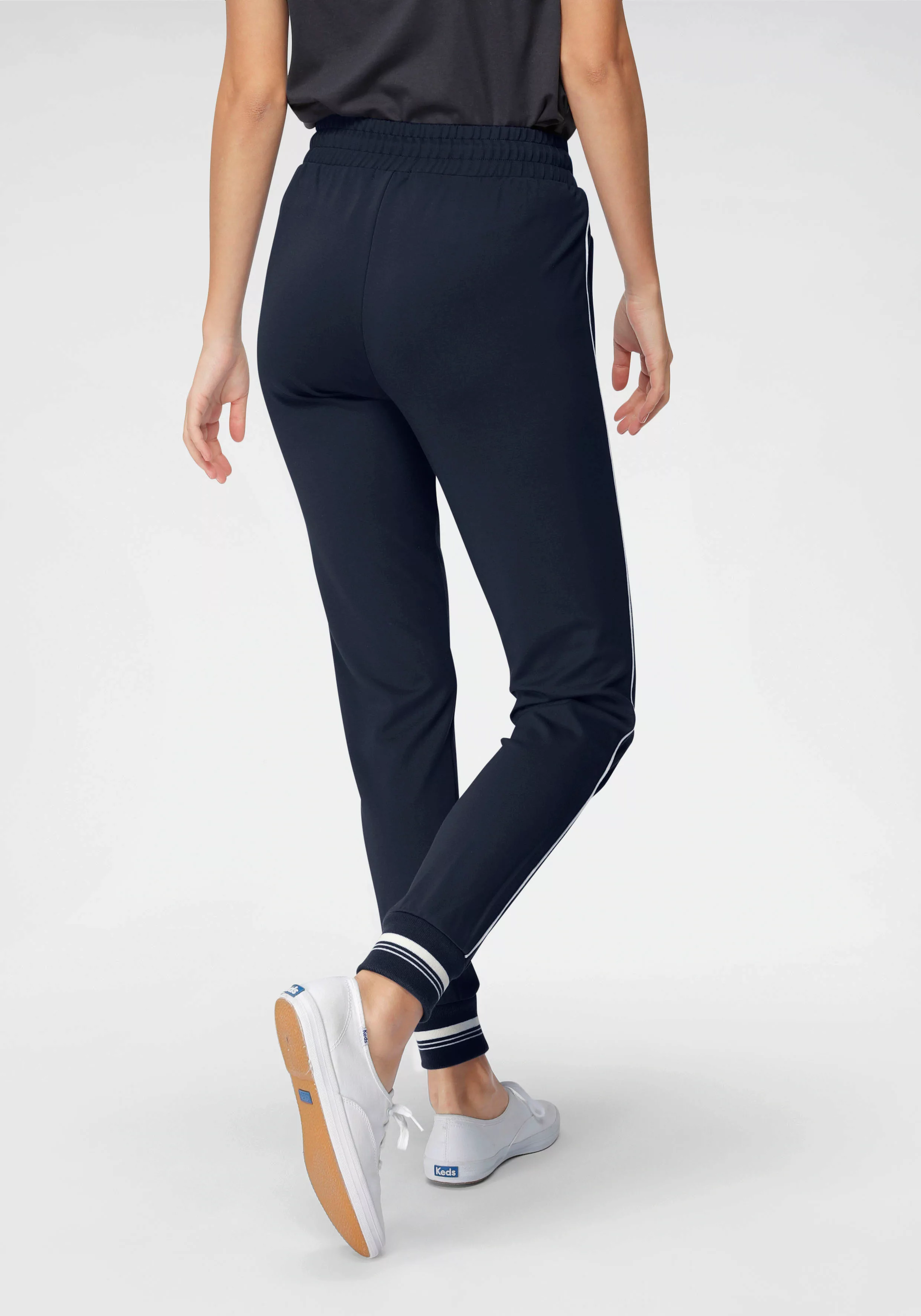 Ocean Sportswear Jogginghose "Comfort Fit", mit seitlichen Paspeln günstig online kaufen