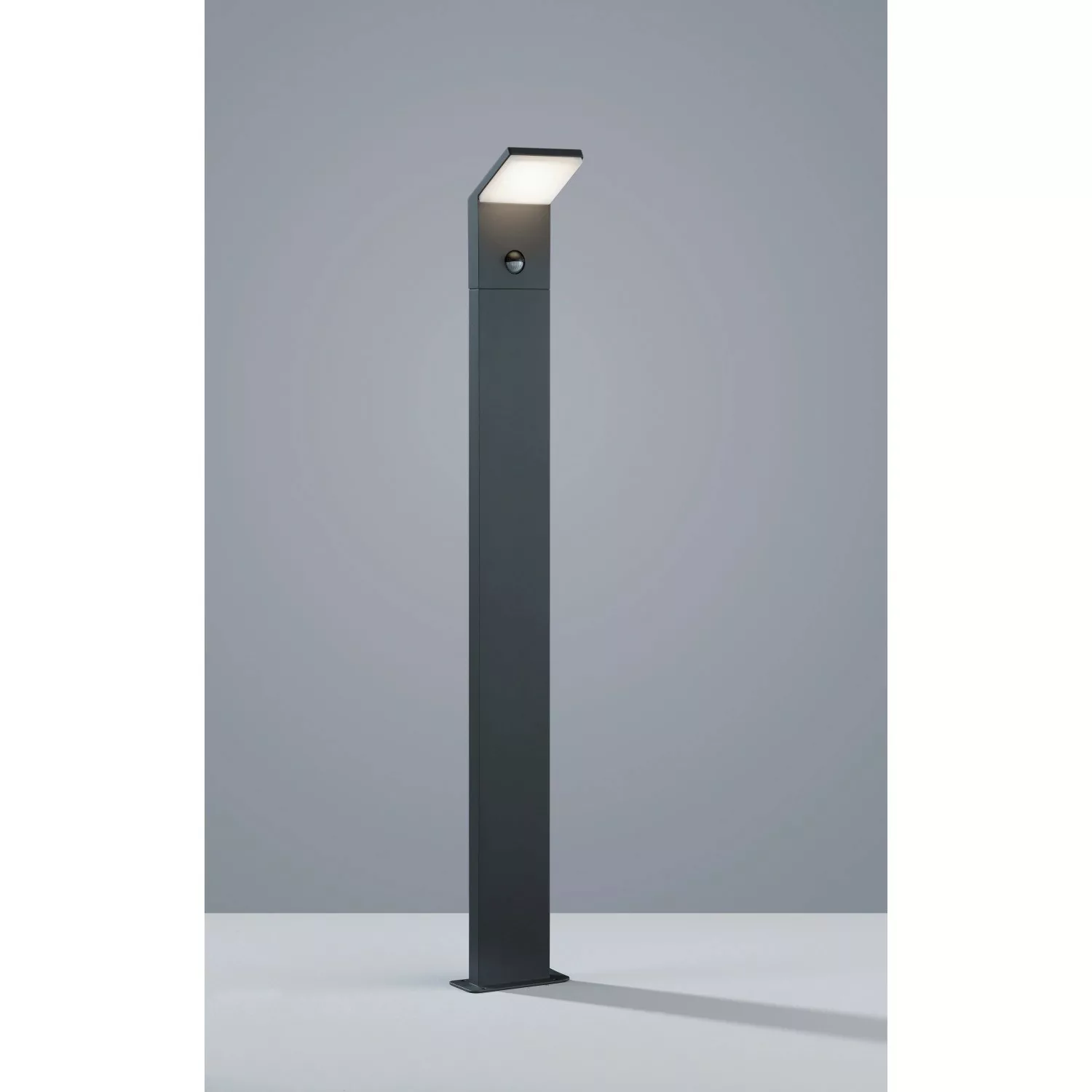 Trio LED-Stehleuchte Pearl mit Bewegungsmelder 100 cm günstig online kaufen