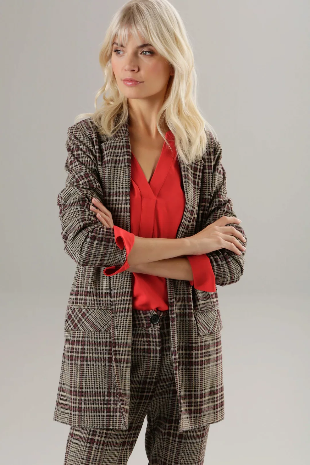 Aniston SELECTED Longblazer, mit Schulterpolstern und trendy Karo-Muster günstig online kaufen