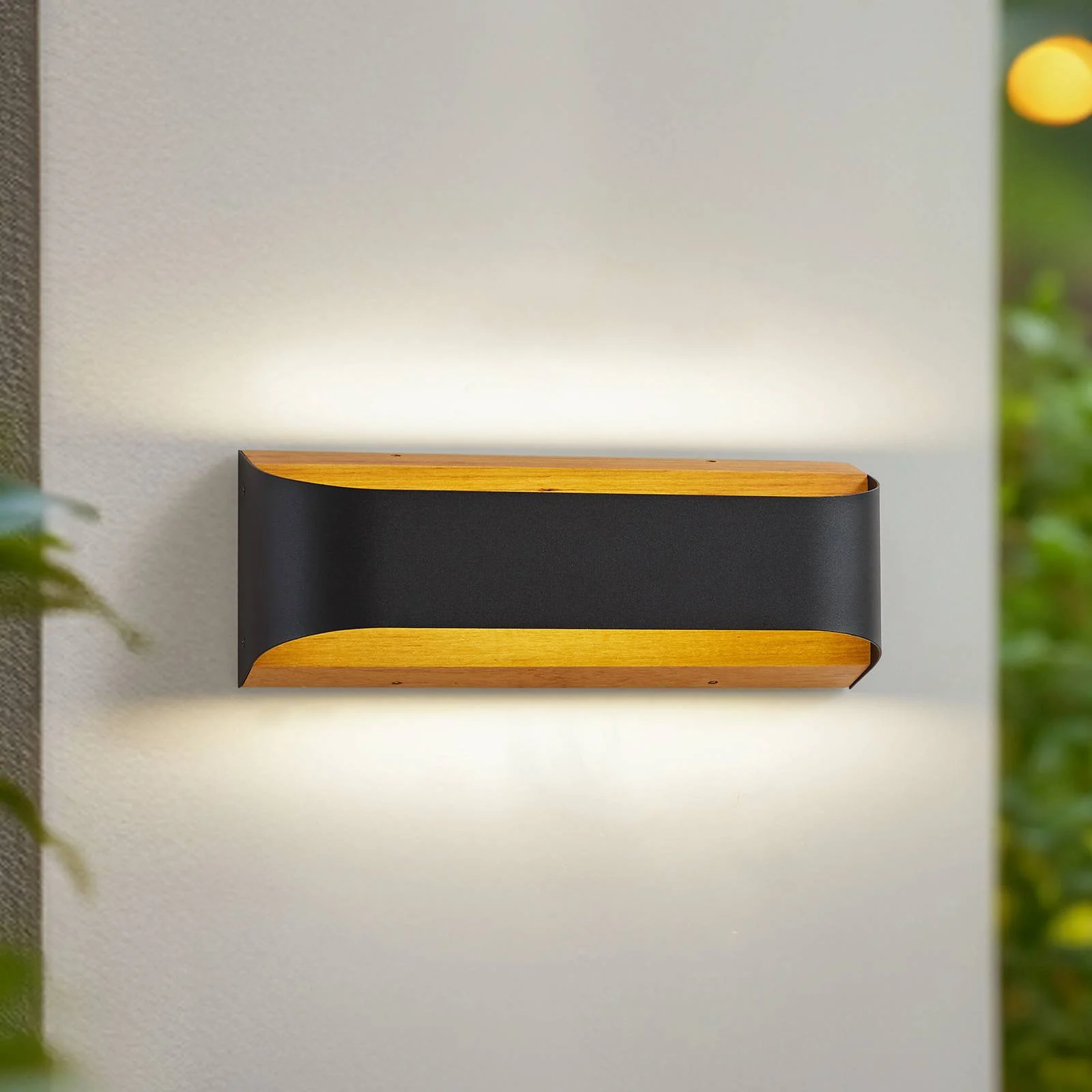 Lindby LED-Außenwandleuchte Lenore, schwarz, Metall, 36,5cm günstig online kaufen