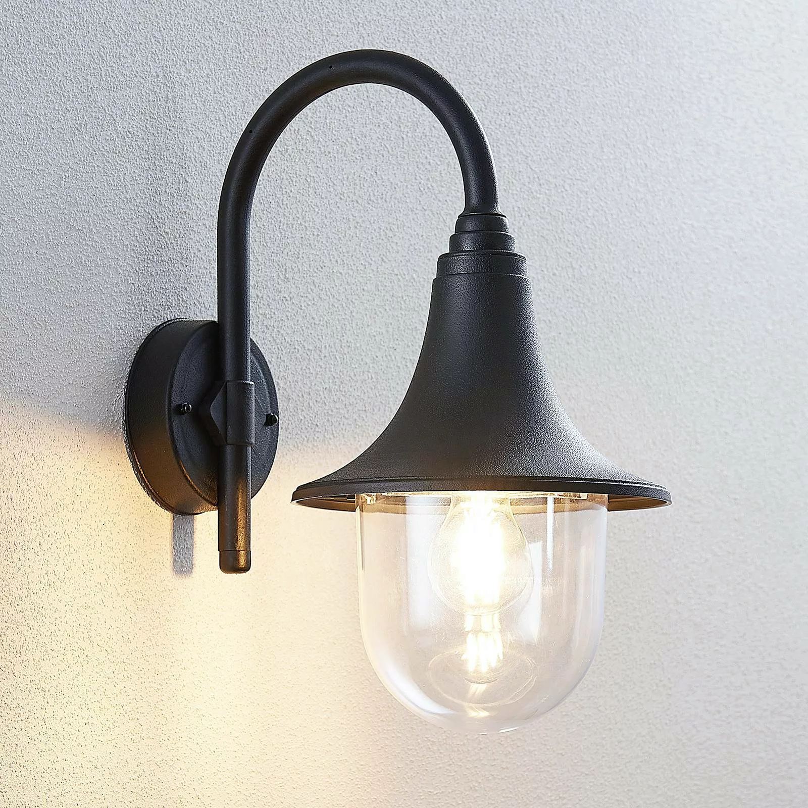 Außenwandlampe Nalevi, gebogen, schwarz günstig online kaufen