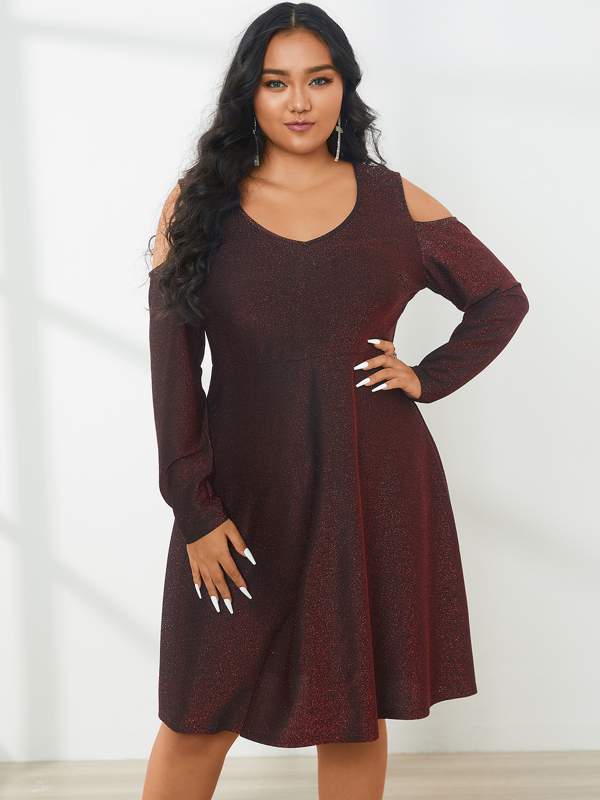 YOINS Plus Größe Cold Shoulder Langarm Midi Kleid günstig online kaufen