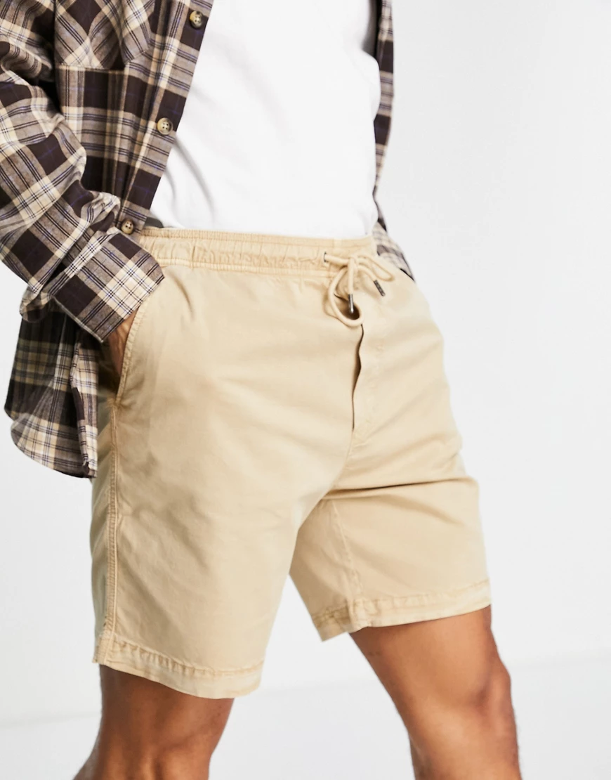 American Eagle – Earth Dye Trekker – Shorts mit Kordelzug in Beige-Braun günstig online kaufen